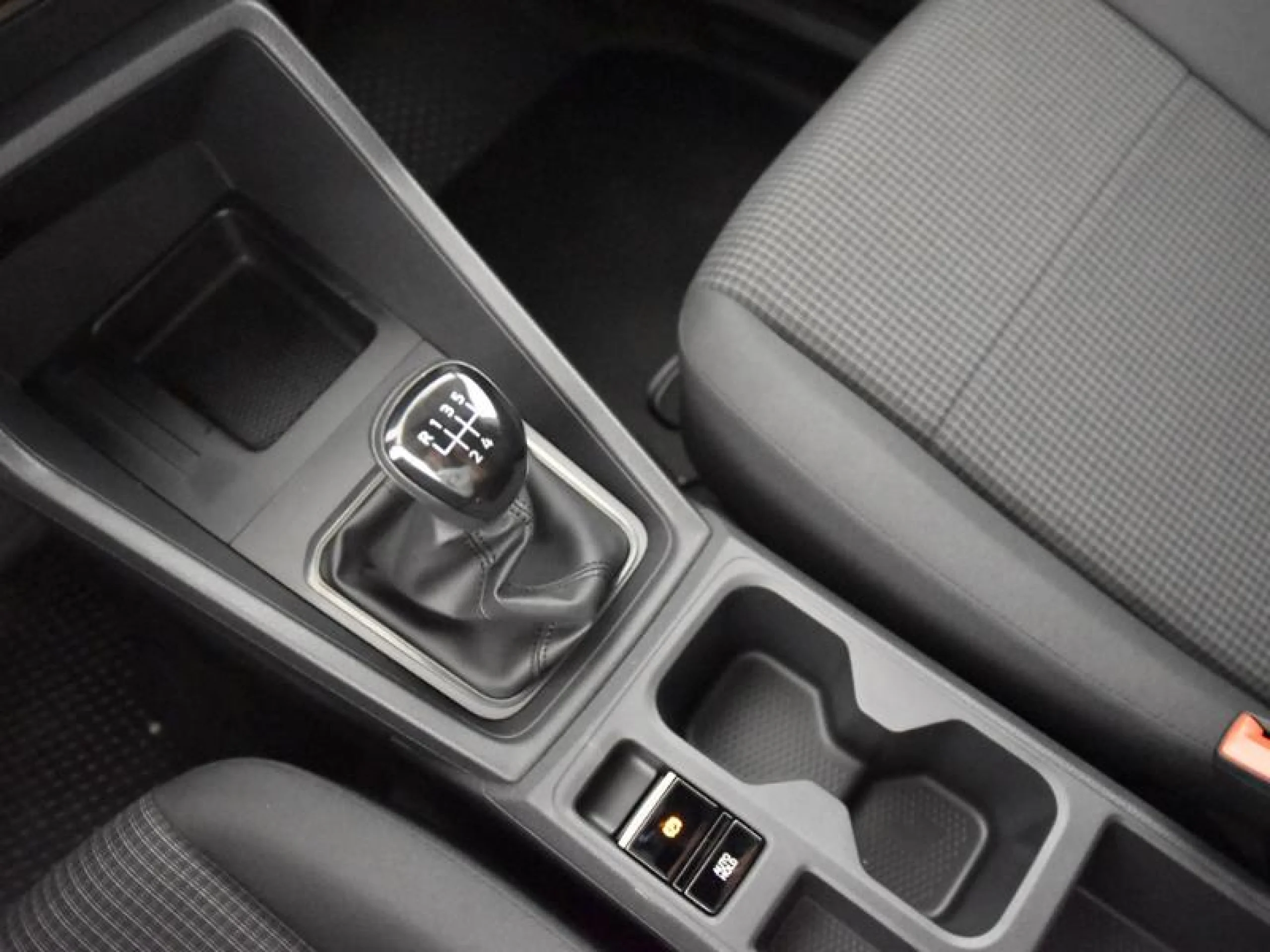 VW COMERCIALES Caddy CADDY V0 CARGO  2.0 TDI 55 KW (75 CV) 6 VEL. 2.220 - Foto 9