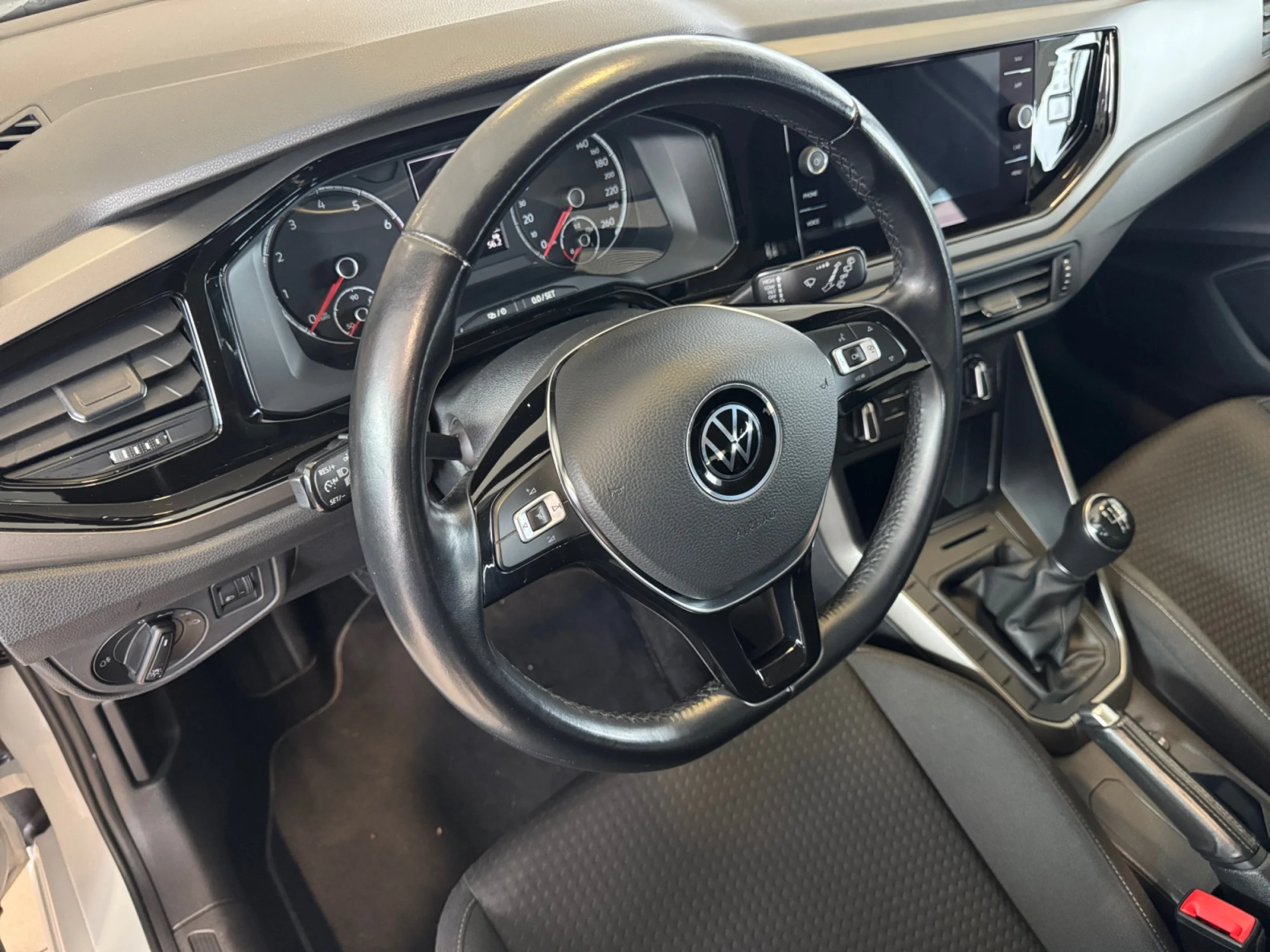 VOLKSWAGEN POLO ADVANCE 1.0 TSI 70KW (95CV) - Foto 9