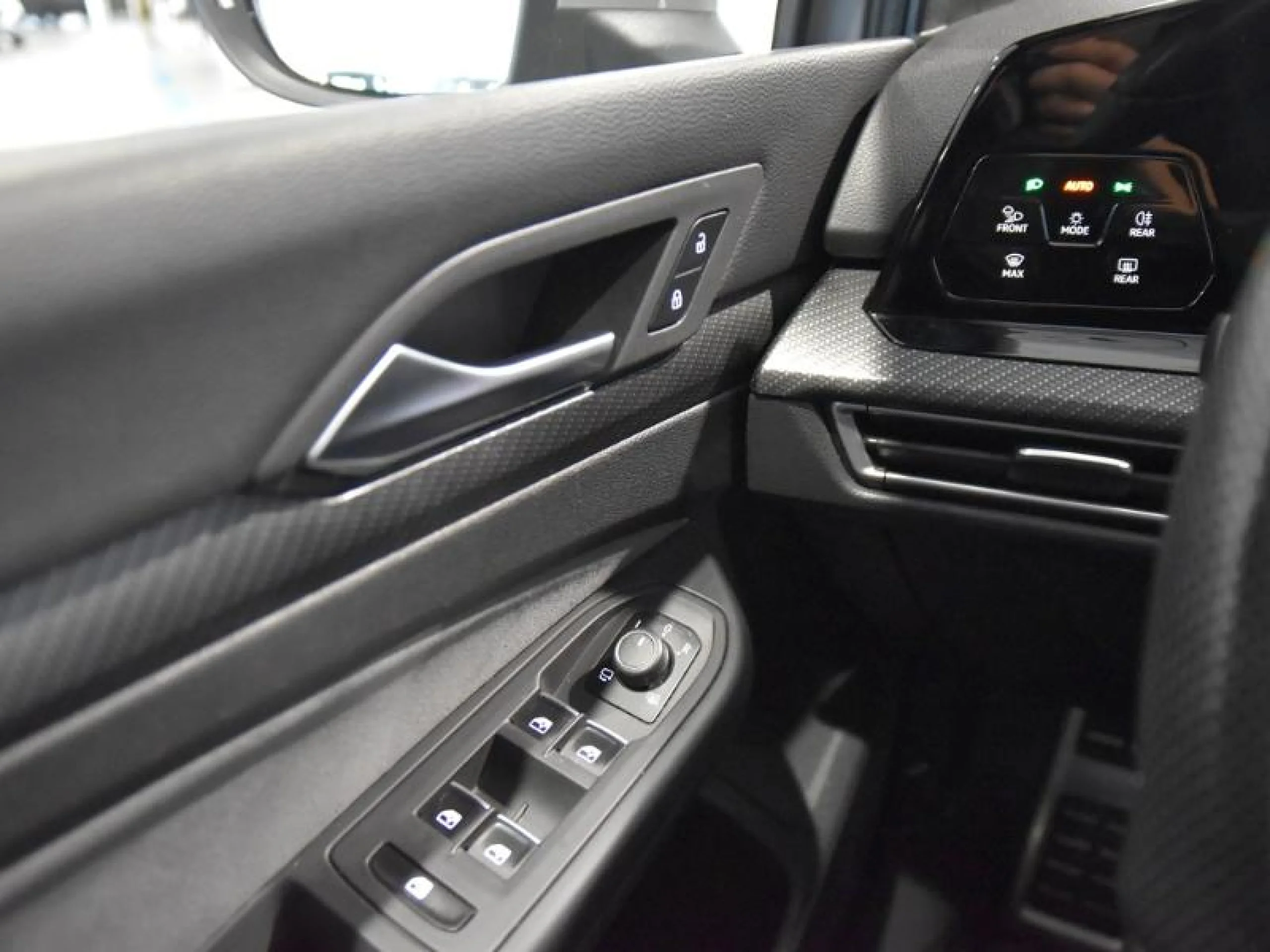 VOLKSWAGEN GOLF R LINE 1.5 ETSI 110KW (150CV) DSG - Foto 18