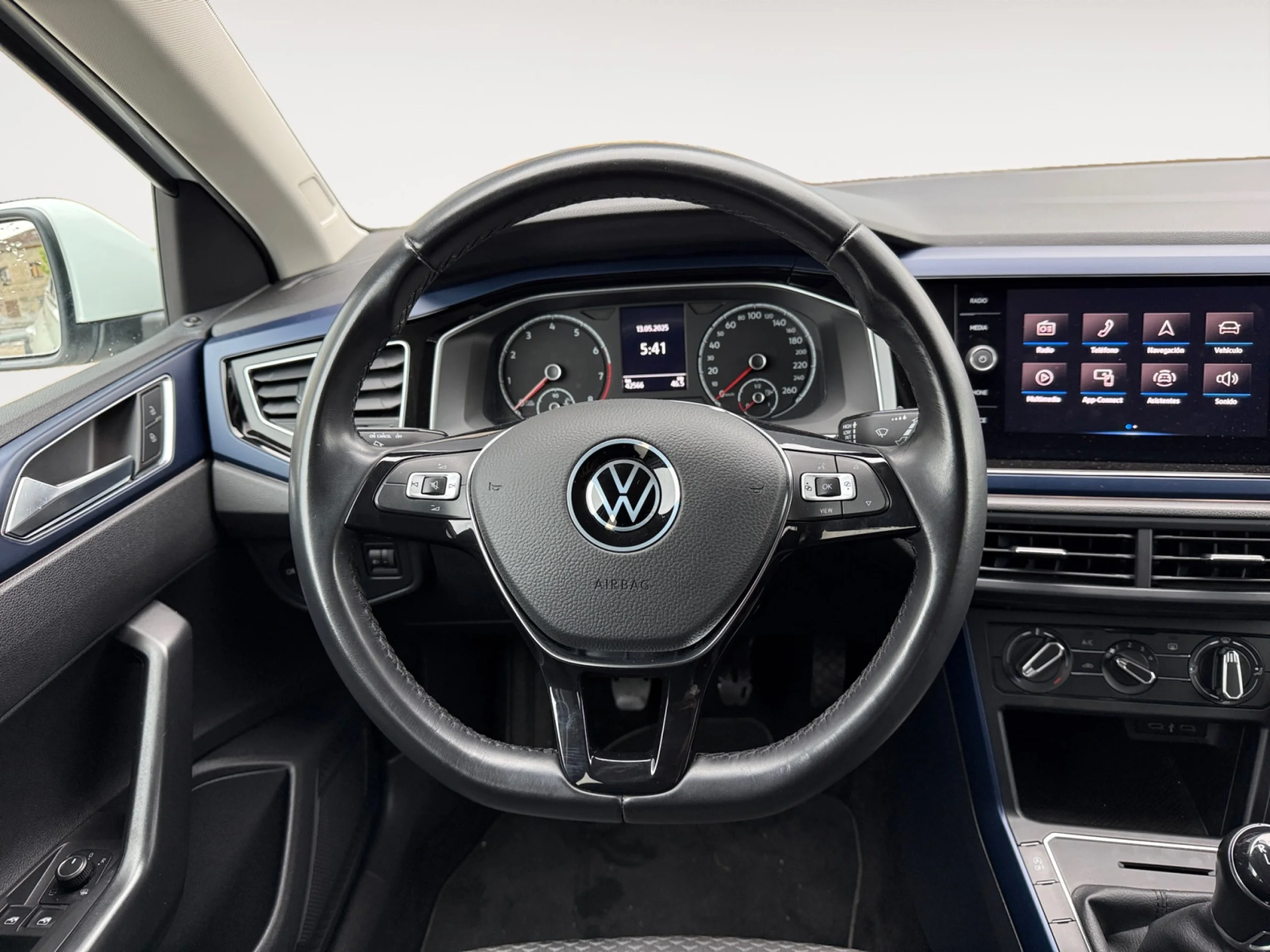 VOLKSWAGEN POLO UNITED 1.0 TSI 81KW (110CV) - Foto 11