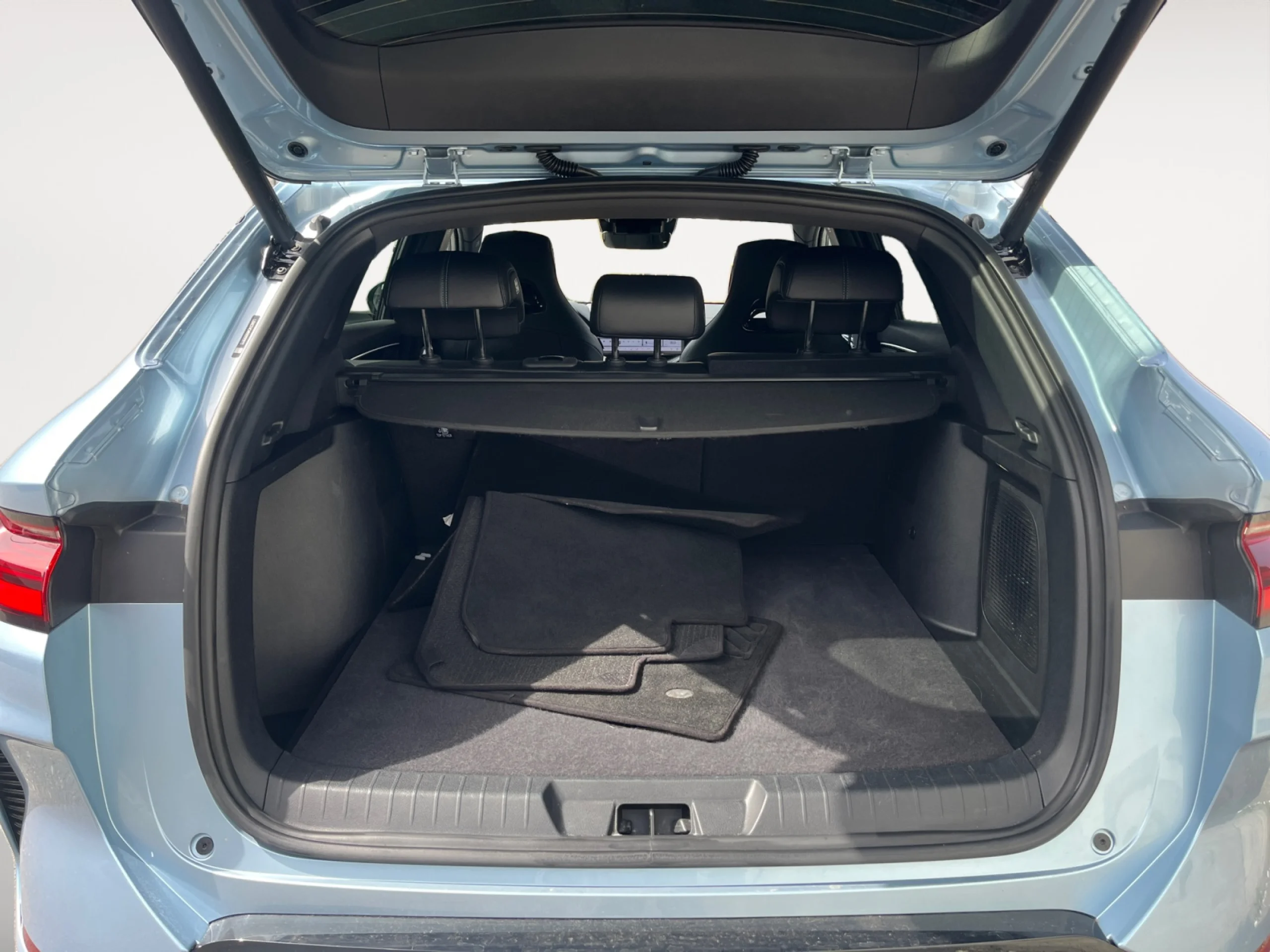 BYD SEAL U 1.5 DM I COMFORT - Foto 8