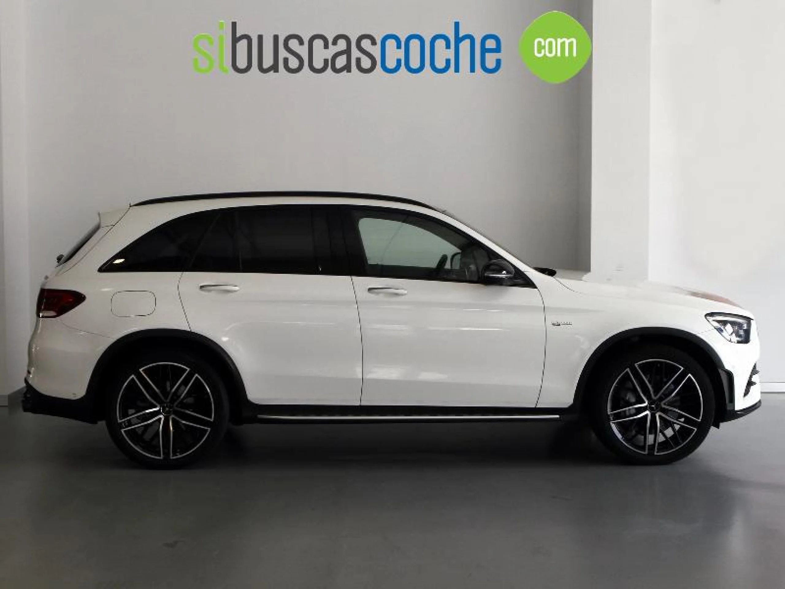 MERCEDES-BENZ Clase glc MERCEDES AMG GLC 43 4MATIC - Foto 3