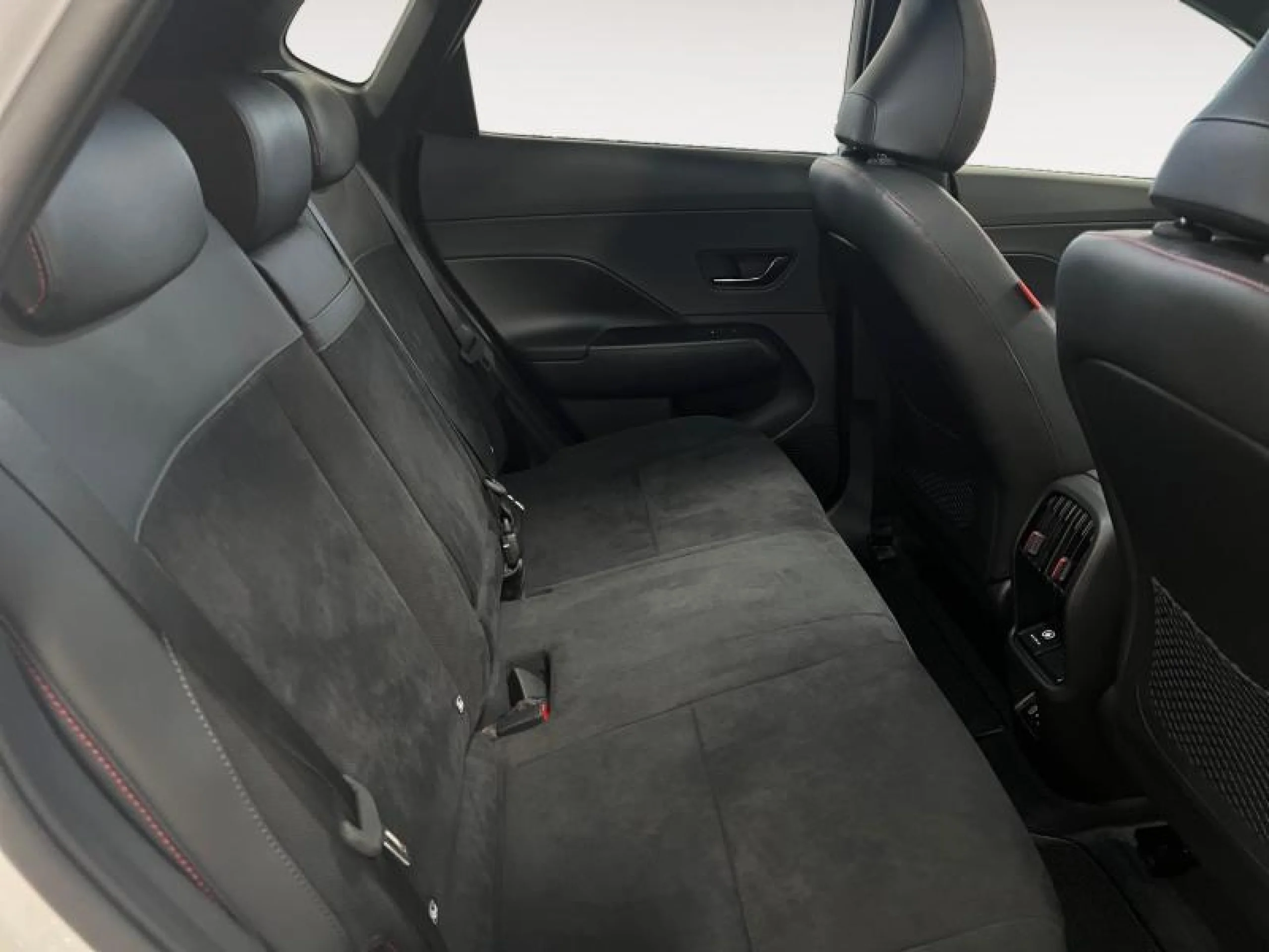 HYUNDAI KONA EV 150KW 65KWH N LINE STYLE - Foto 10