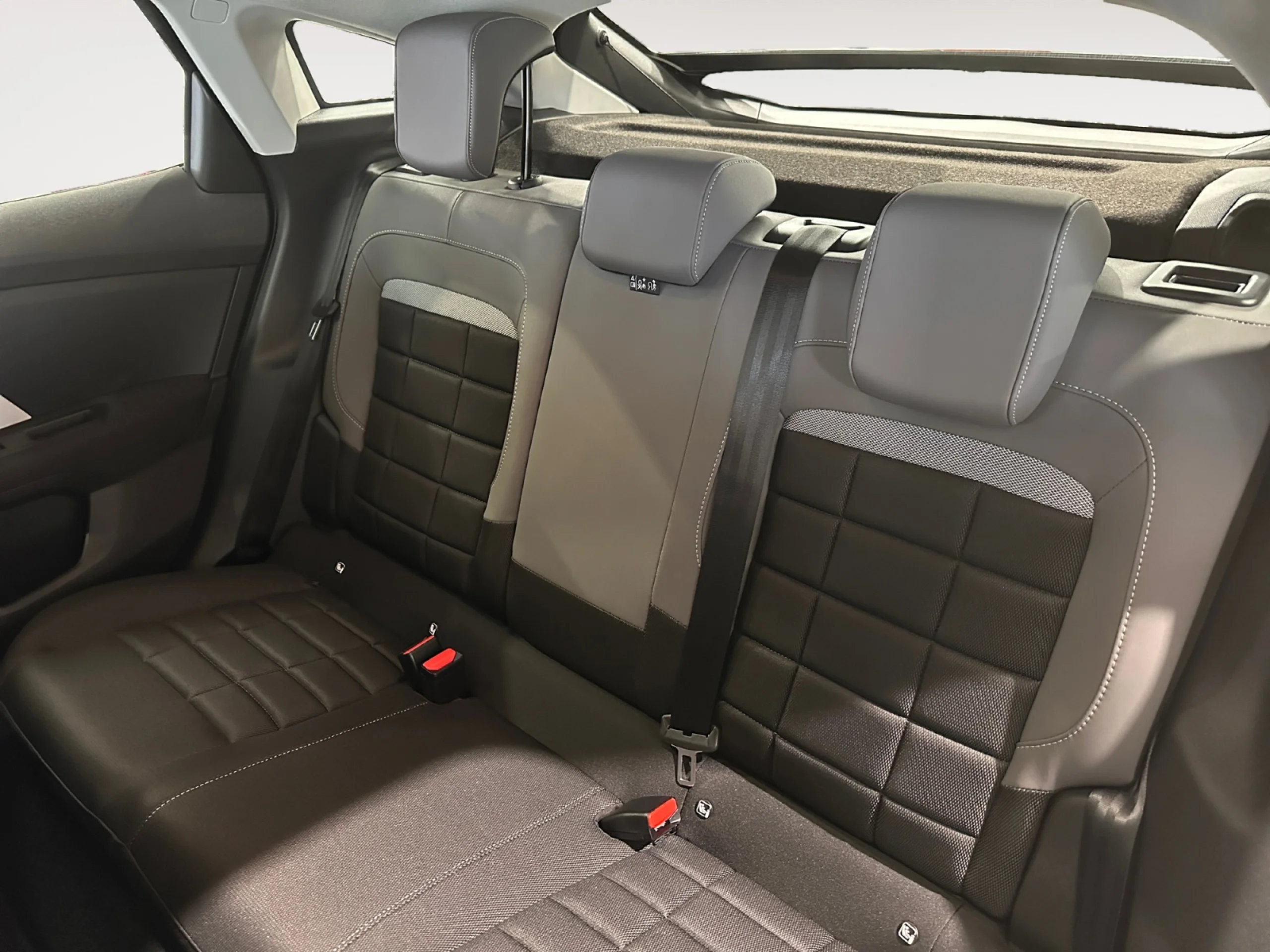 CITROEN C4 HYBRID 110 Ë DCS6 YOU - Foto 6