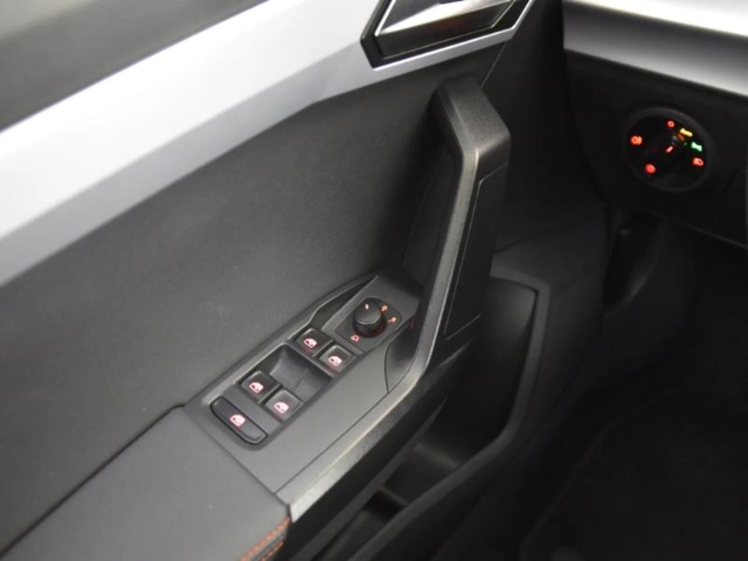 SEAT ARONA 1.0 TSI 81KW (110CV) DSG FR - Foto 18