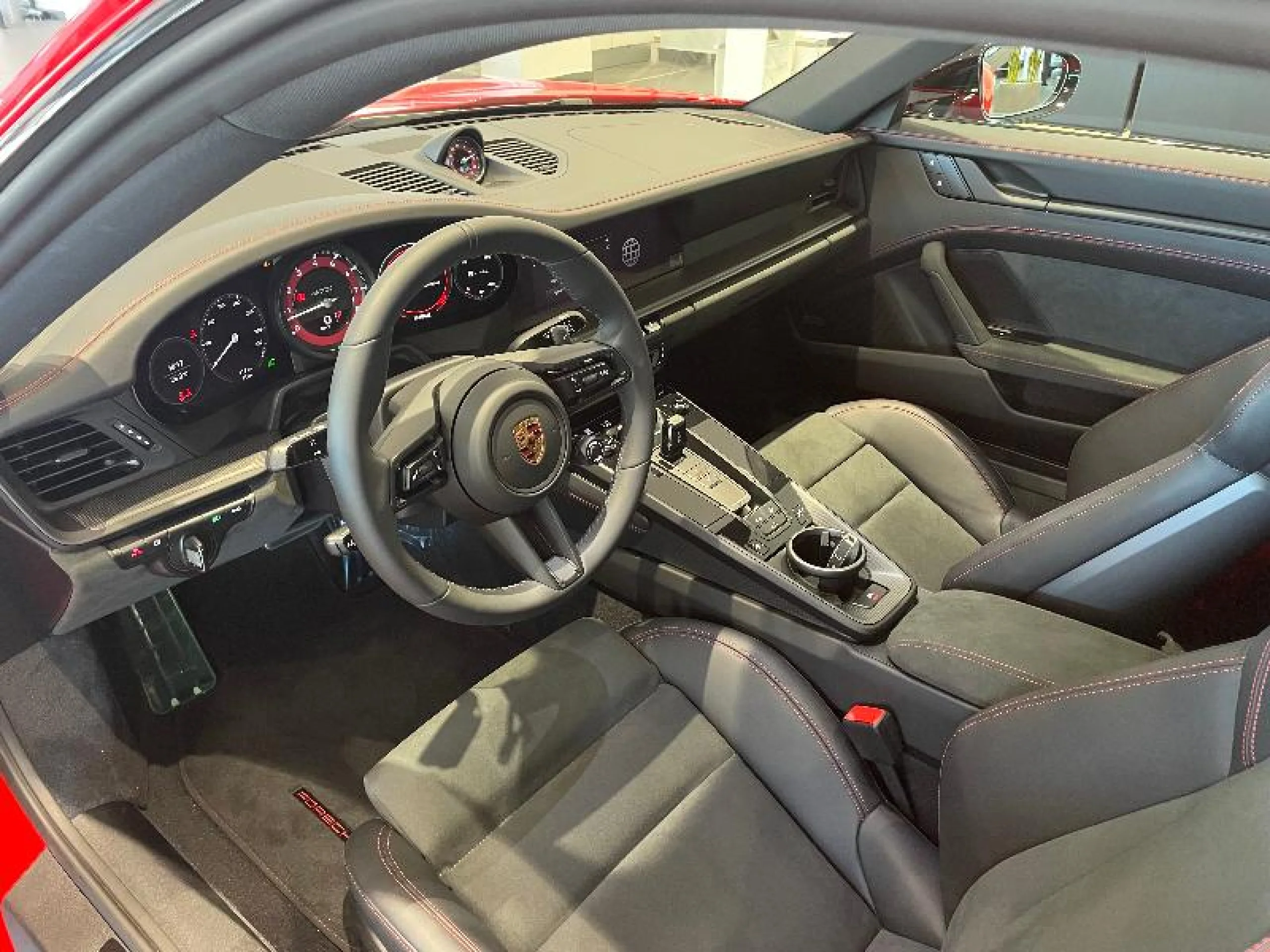 PORSCHE 911 CARRERA 4 GTS COUPÉ - Foto 11