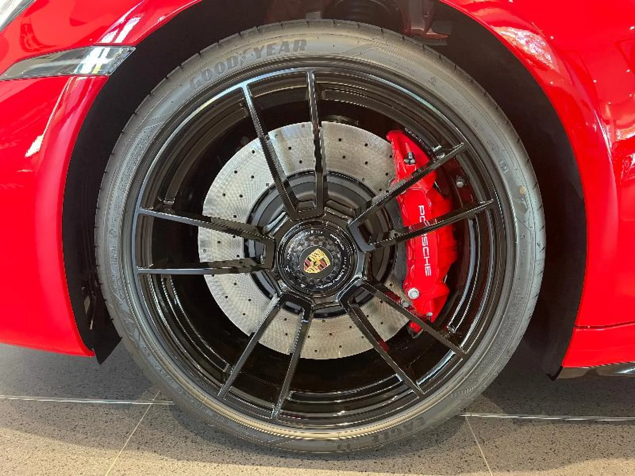 PORSCHE 911 CARRERA 4 GTS COUPÉ - Foto 15