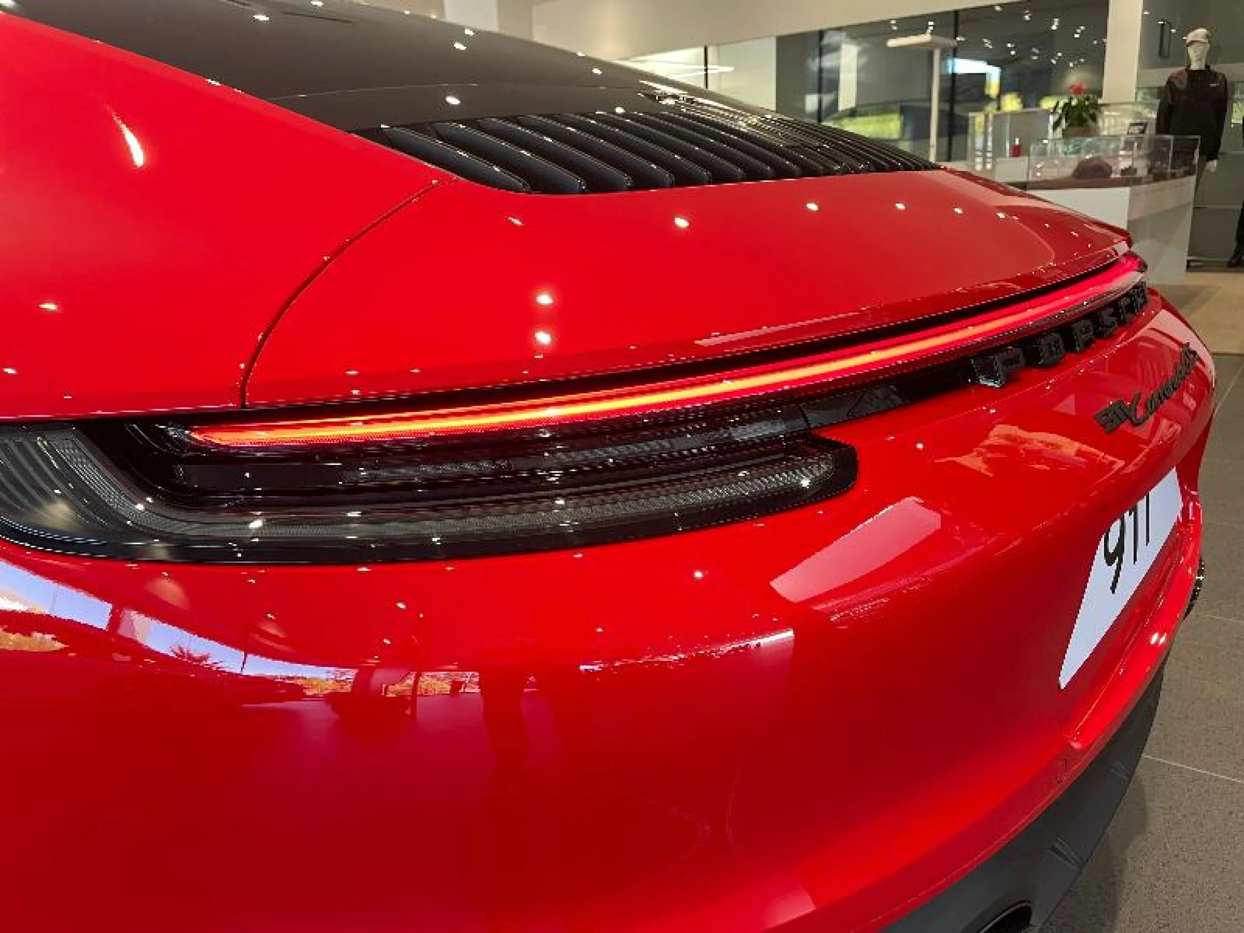 PORSCHE 911 CARRERA 4 GTS COUPÉ - Foto 16