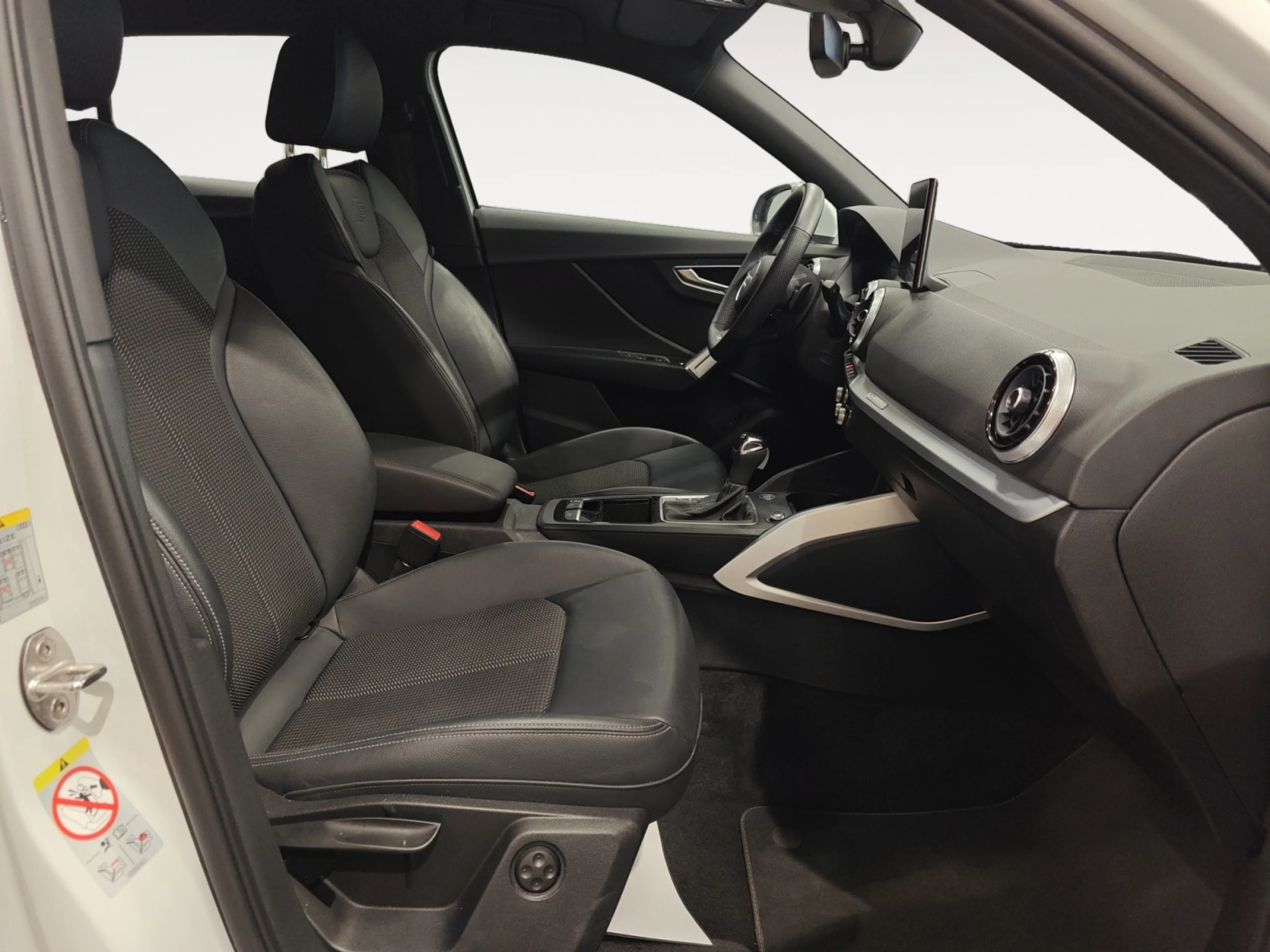 AUDI Q2 ADRENALIN 35 TDI 110KW (150CV) S TRONIC - Foto 5