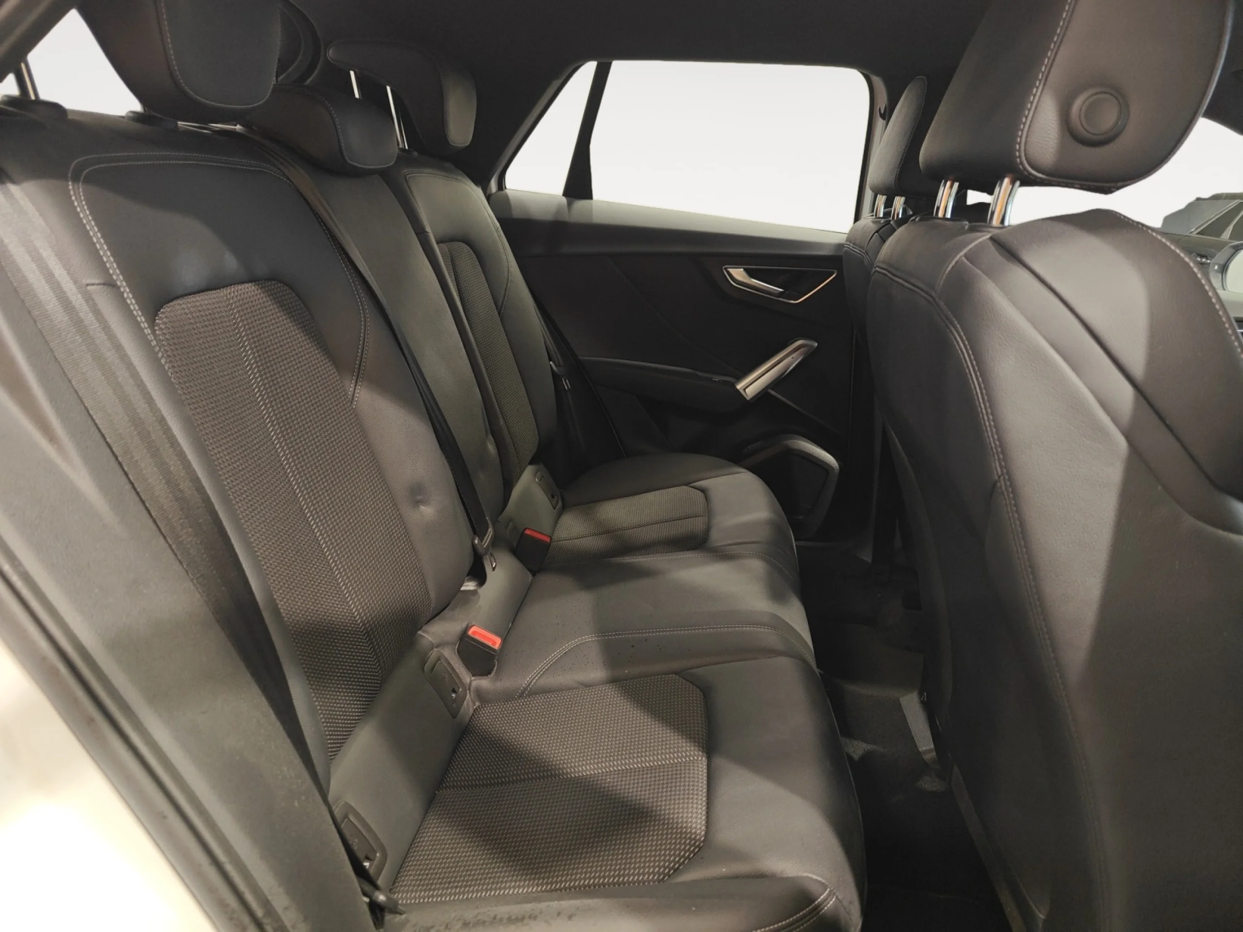 AUDI Q2 ADRENALIN 35 TDI 110KW (150CV) S TRONIC - Foto 6