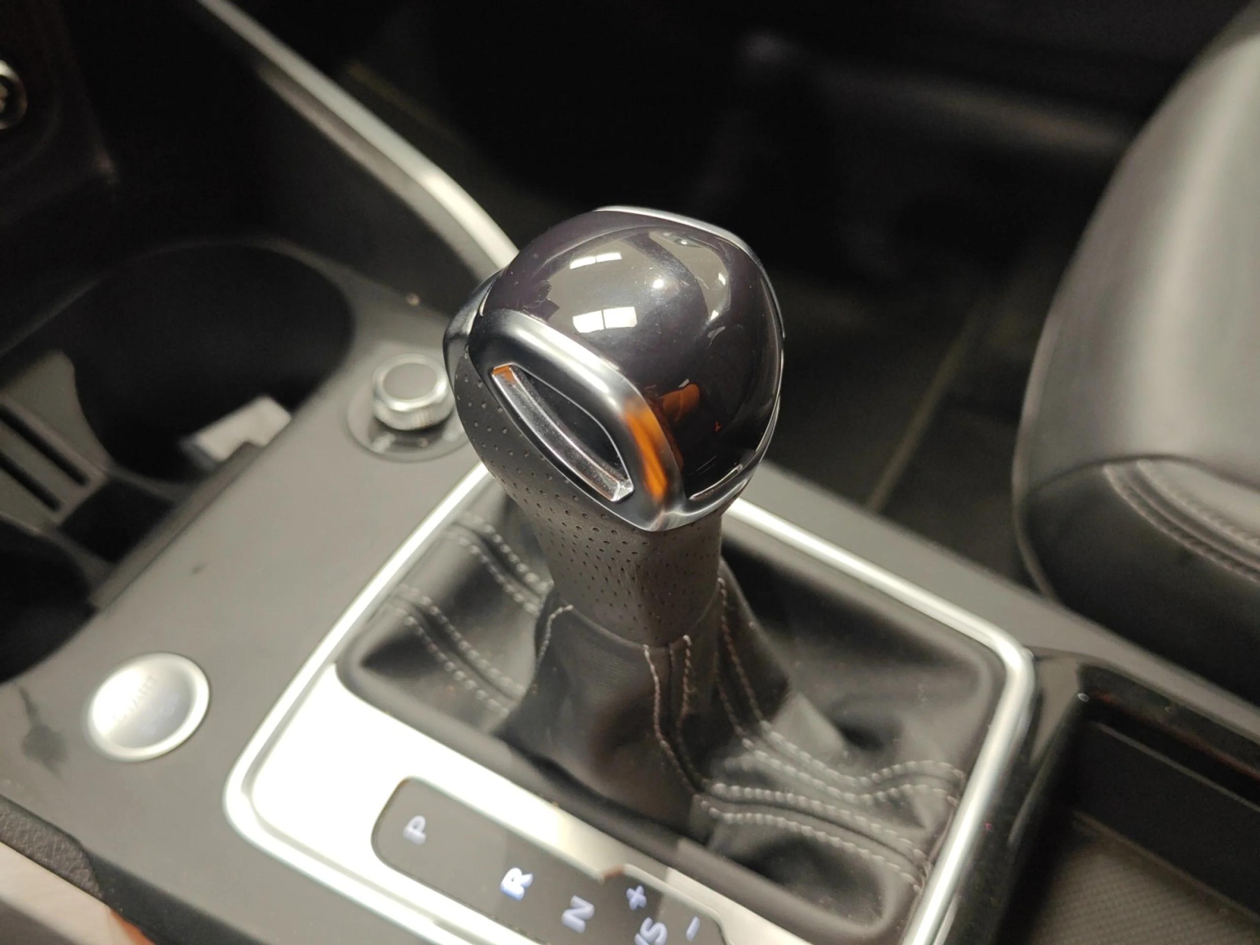 AUDI Q2 ADRENALIN 35 TDI 110KW (150CV) S TRONIC - Foto 17