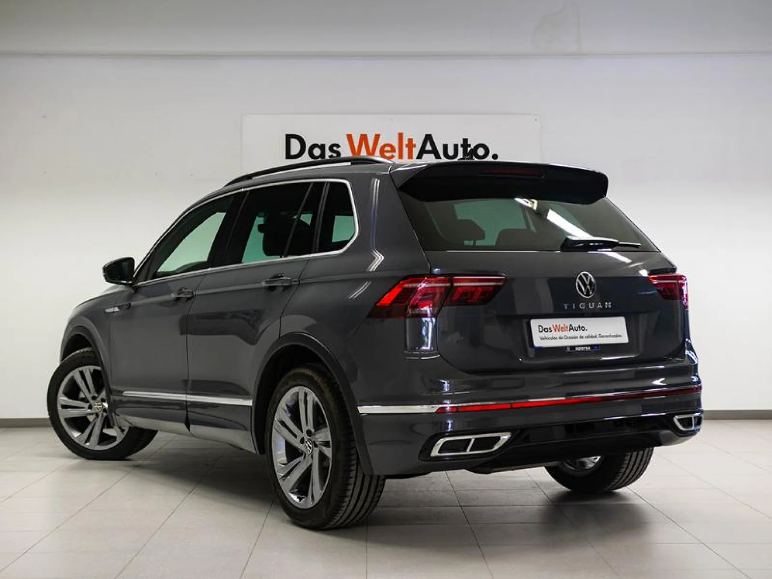 VOLKSWAGEN TIGUAN TIGUAN R LINE 2.0 TDI 4MOTION 147 KW (200 CV)  AUTOM TICO DSG 7 VEL. - Foto 2