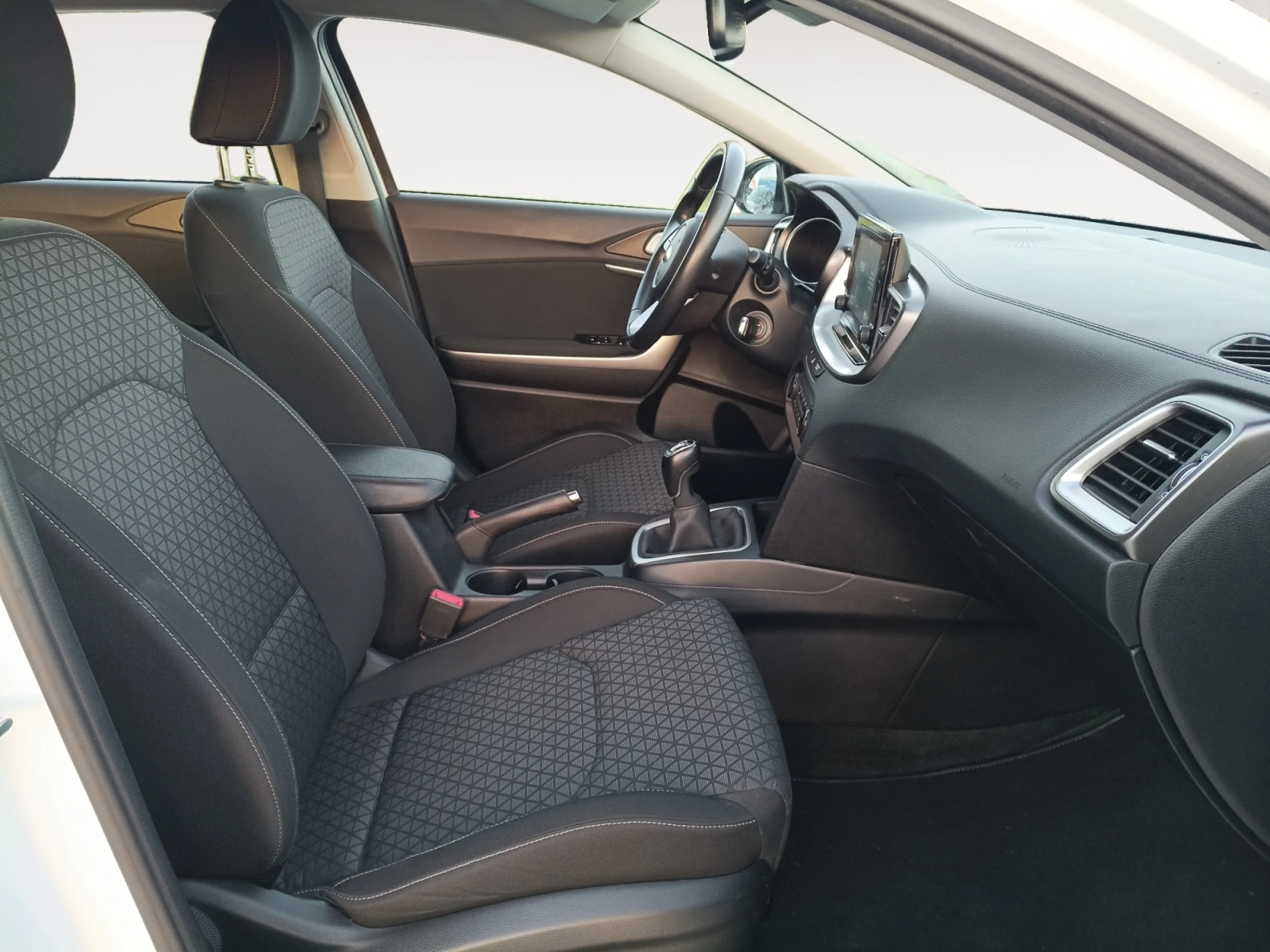 KIA CEED 1.0 MHEV 88KW (120CV) DRIVE DCT - Foto 5