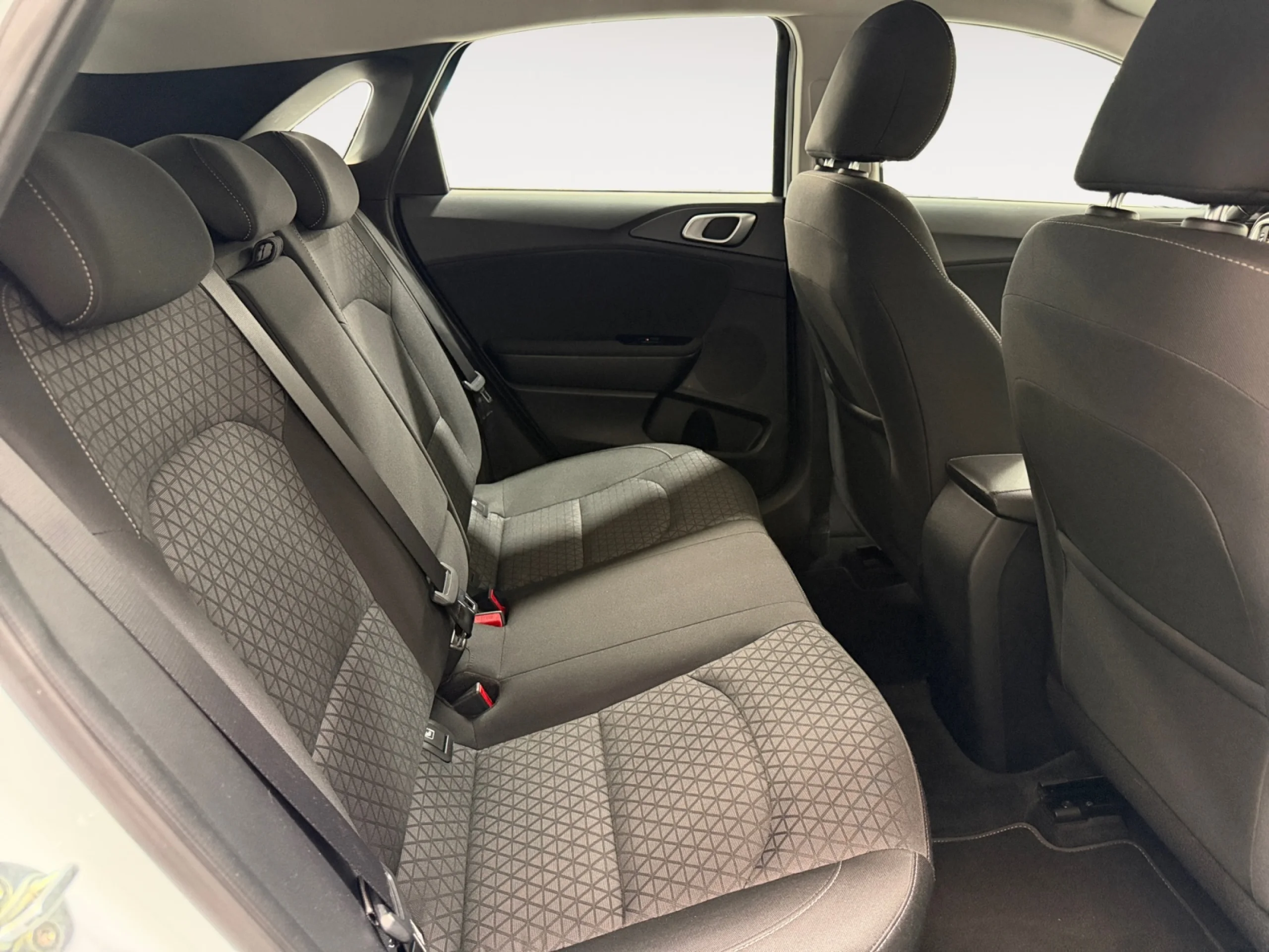 KIA CEED 1.0 T GDI 88KW (120CV) DRIVE - Foto 6