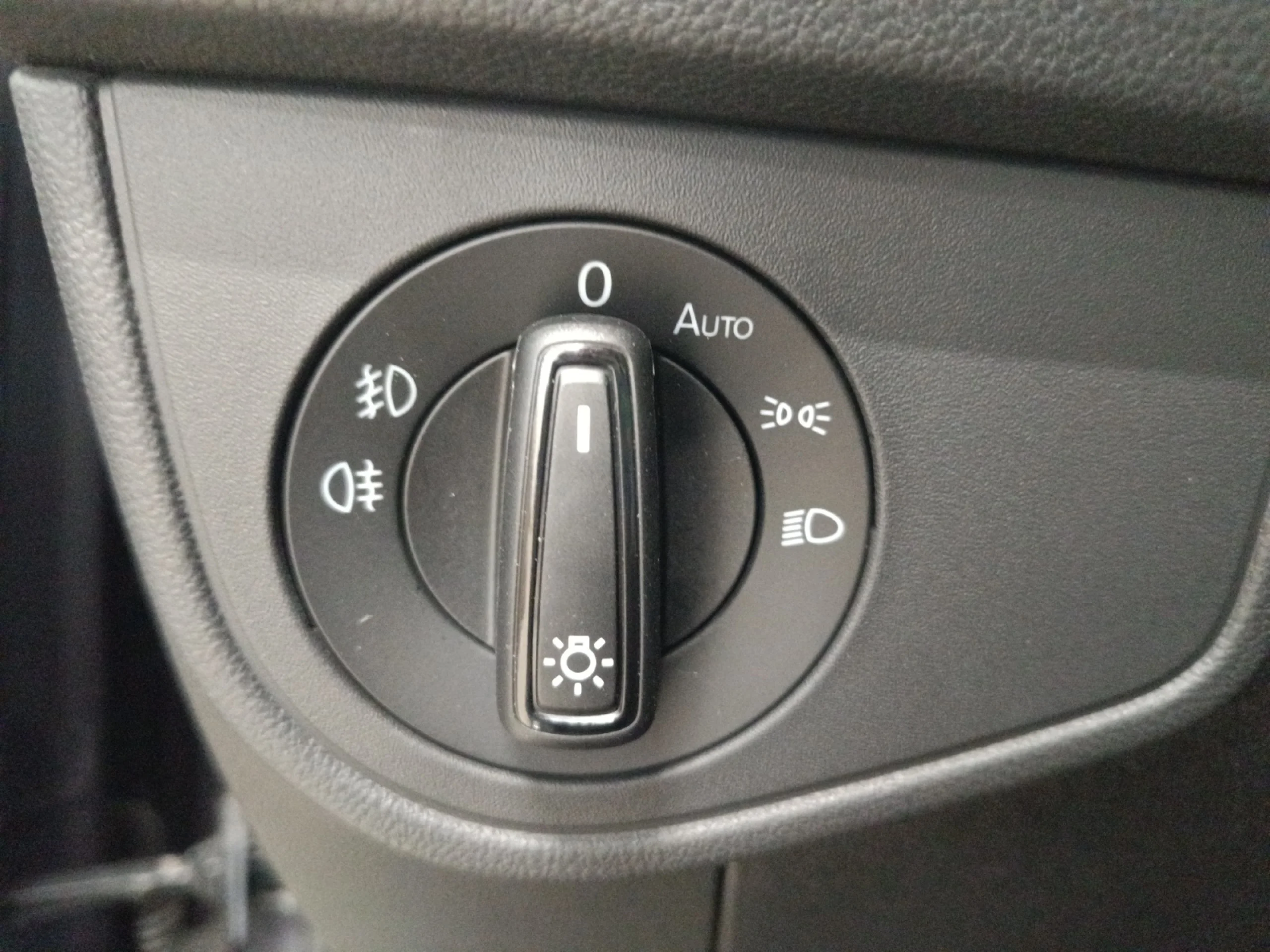 VOLKSWAGEN TAIGO R LINE 1.0 TSI 81KW (110CV) DSG - Foto 12