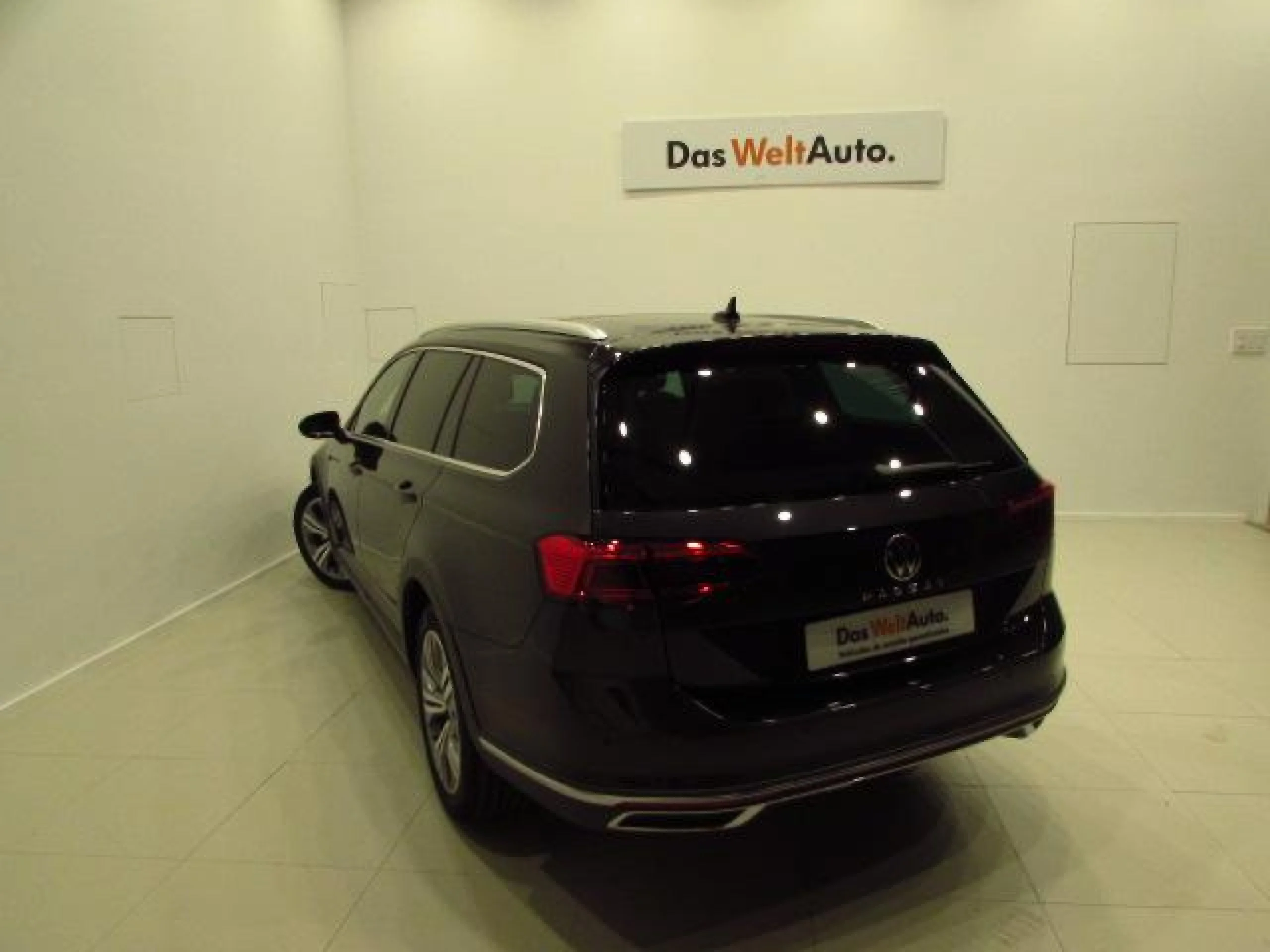 VOLKSWAGEN PASSAT ALLTRACK 2.0 TDI 147KW (200CV) 4MOT DSG - Foto 2
