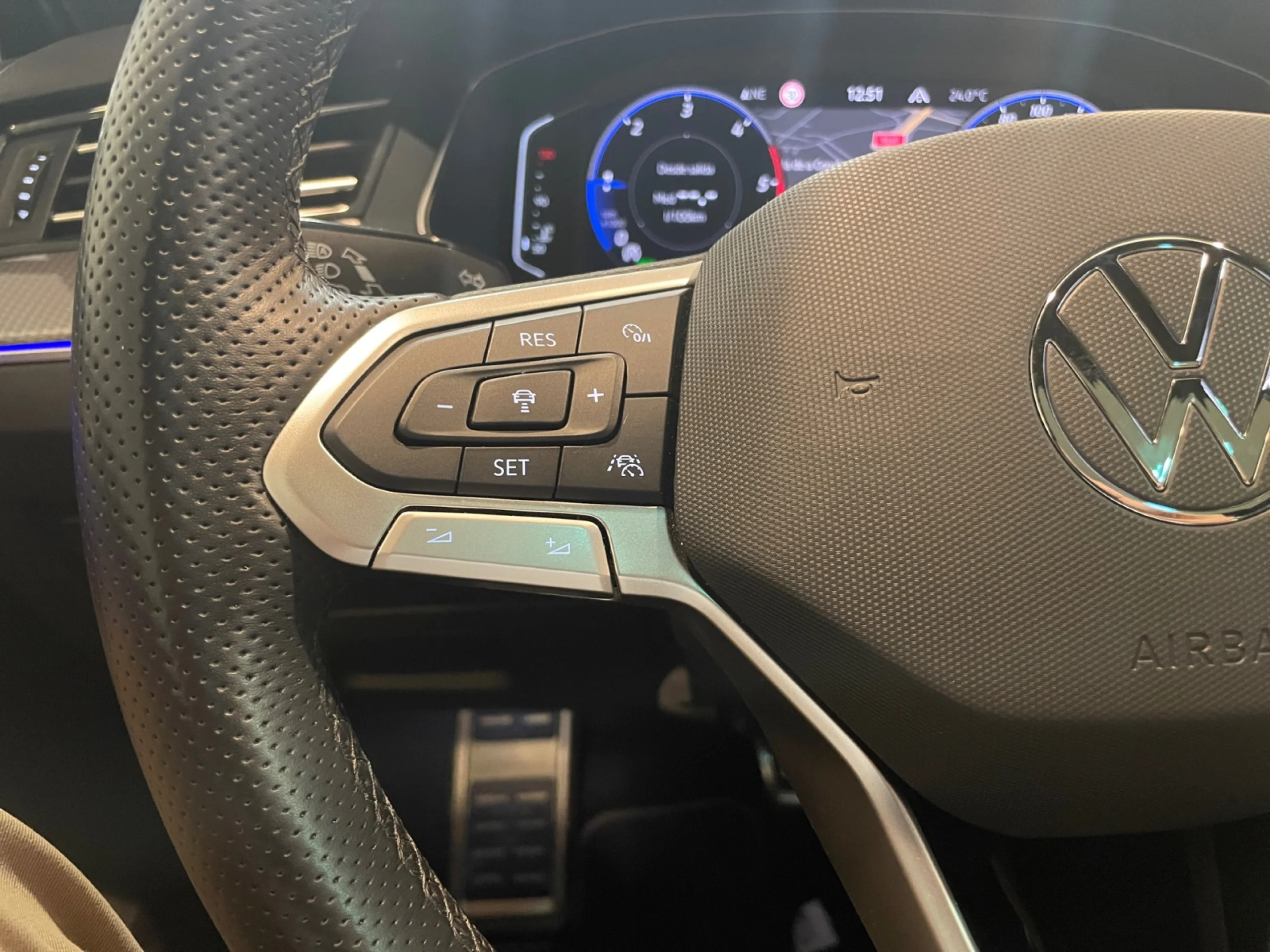 VOLKSWAGEN PASSAT ALLTRACK 2.0 TDI 147KW (200CV) 4MOT DSG - Foto 11