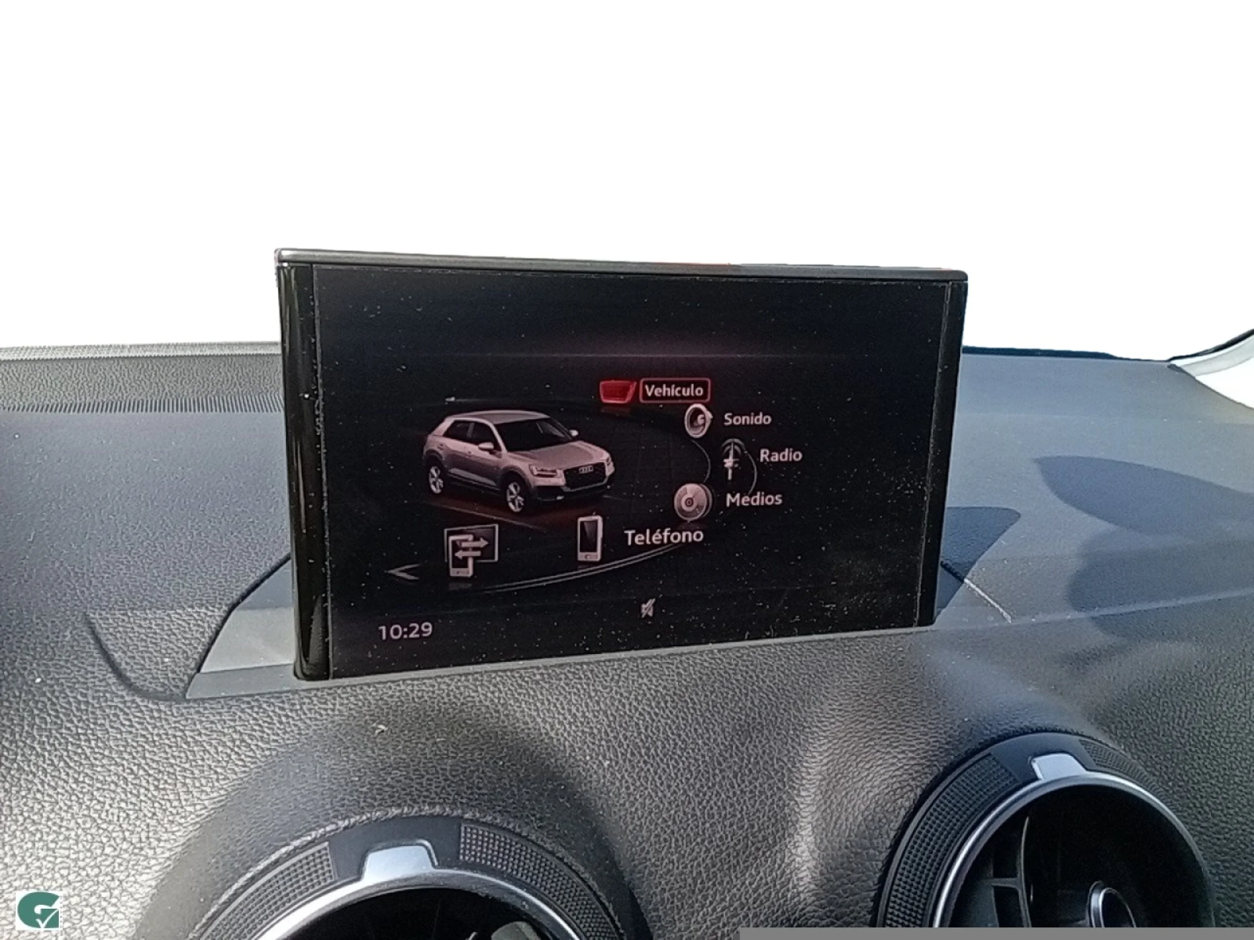 AUDI Q2 DESIGN 35 TFSI 110KW (150CV) S TRONIC - Foto 8