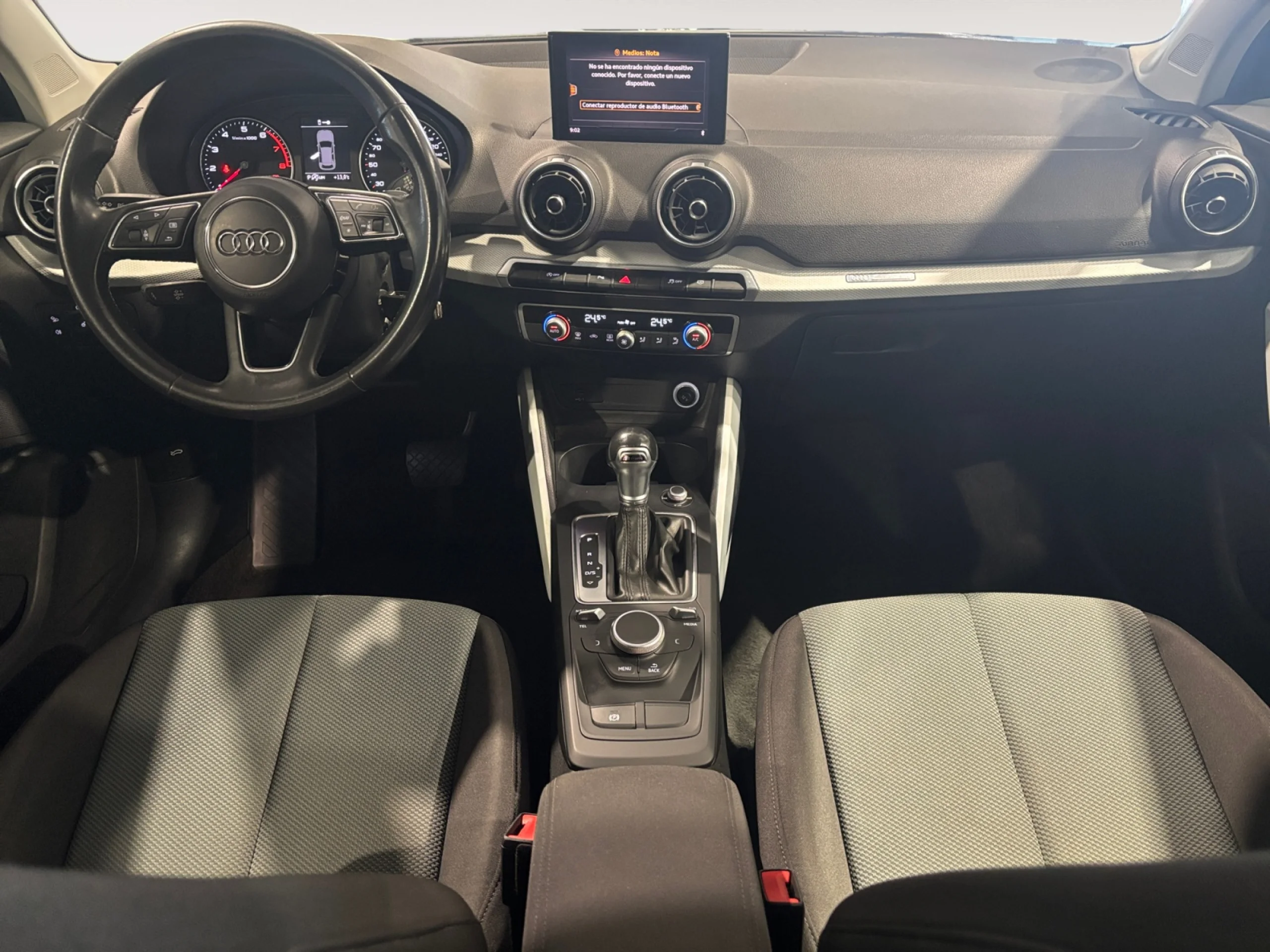 AUDI Q2 DESIGN 35 TFSI 110KW (150CV) S TRONIC - Foto 4