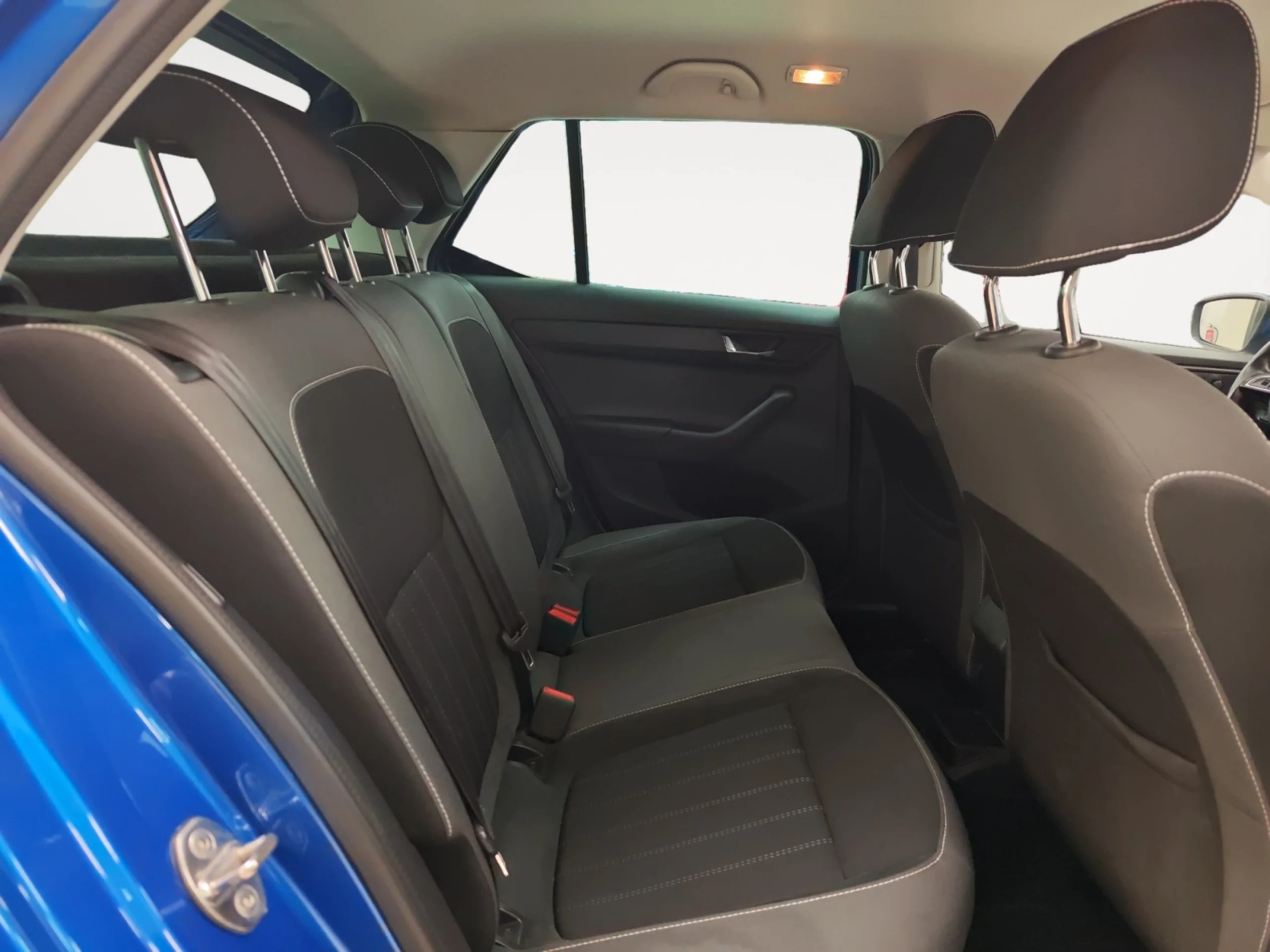 SKODA FABIA 1.0 TSI 70KW (95CV) STYLE - Foto 6