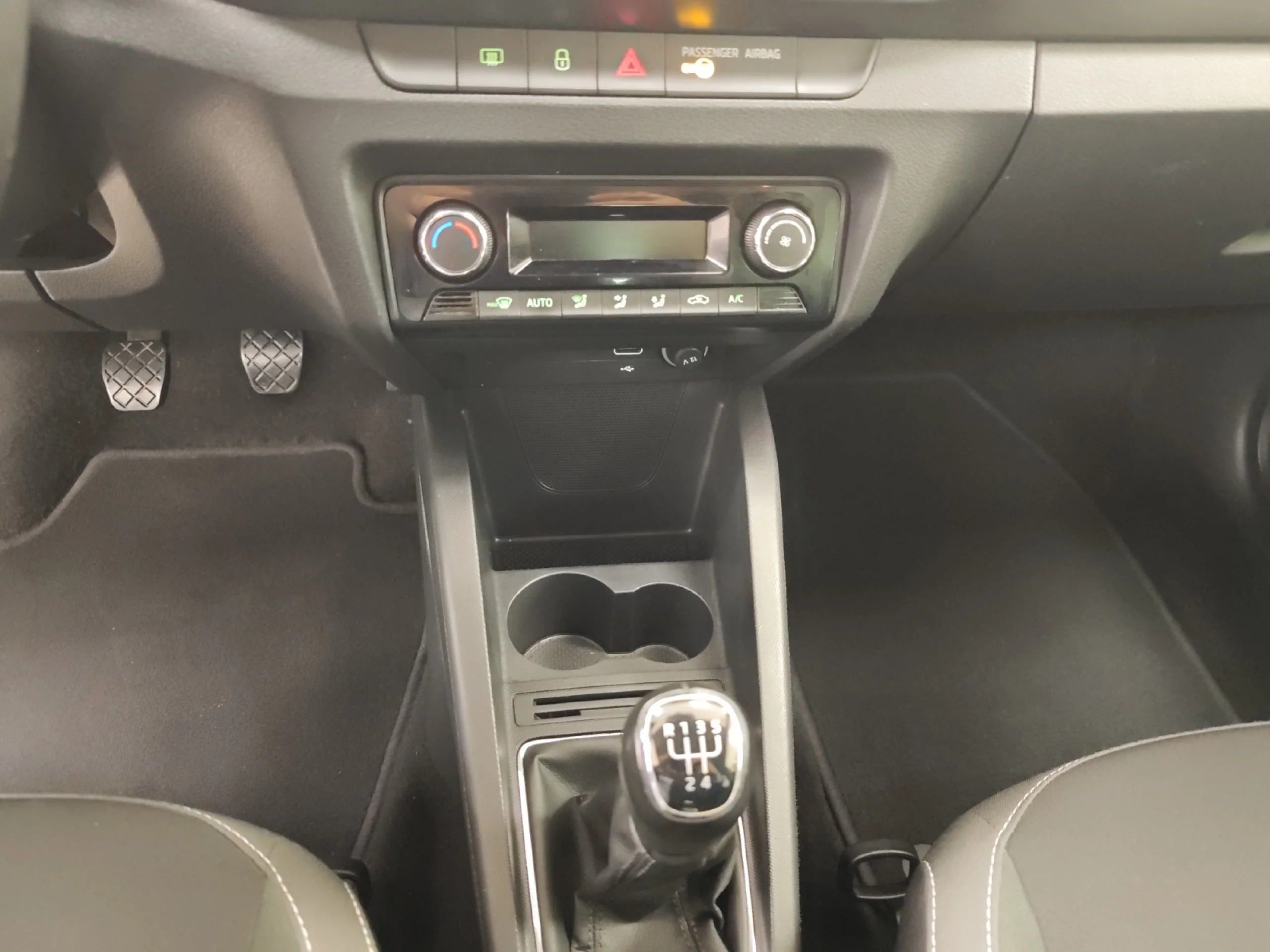 SKODA FABIA 1.0 TSI 70KW (95CV) STYLE - Foto 20