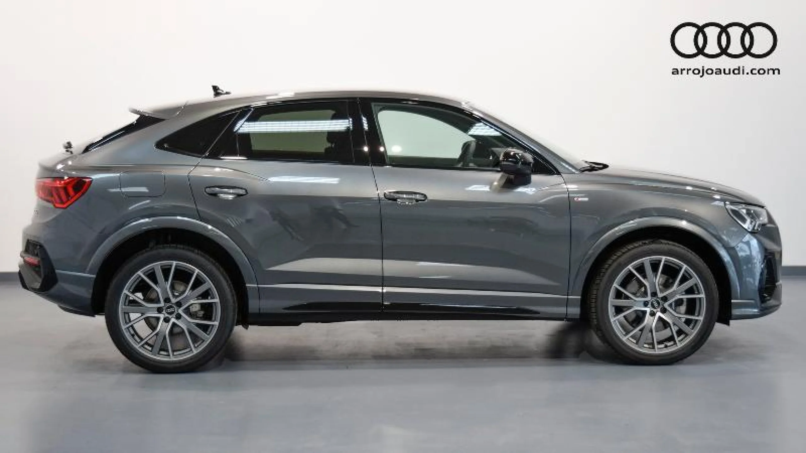 AUDI Q3 SPORTBACK 45 TFSI E 180KW S TRONIC BLACK LINE - Foto 3