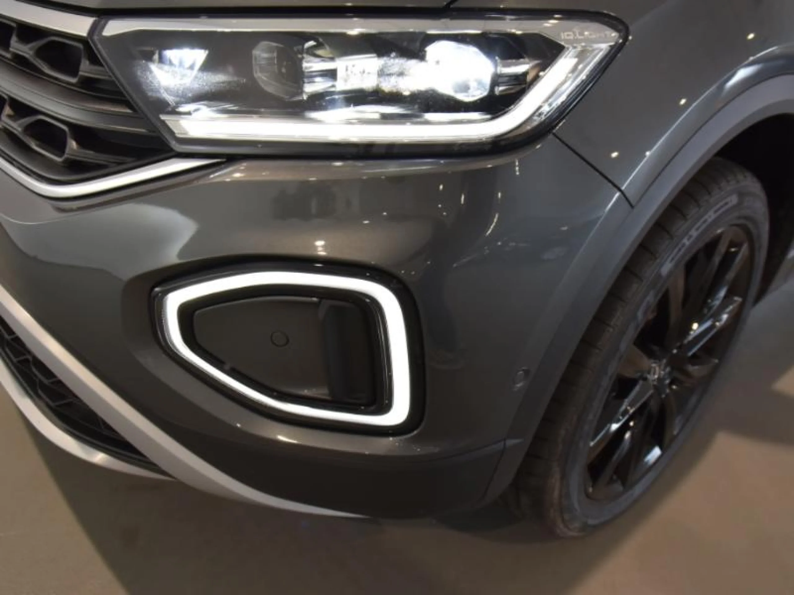 VOLKSWAGEN T ROC DARK 2.0 TDI 110KW (150CV) DSG - Foto 19