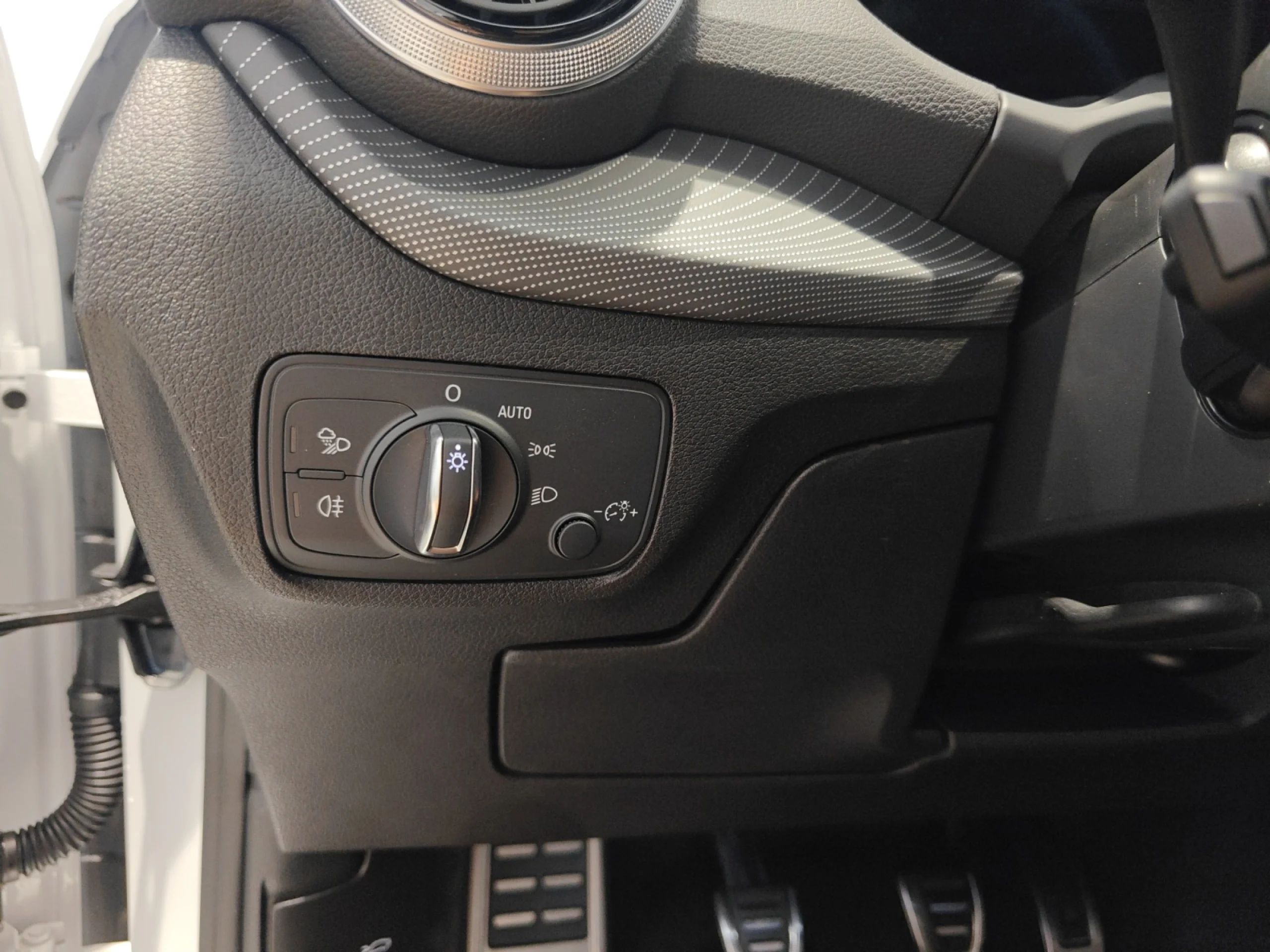 AUDI Q2 ADRENALIN EDITION 30 TDI 85KW (116CV) - Foto 15