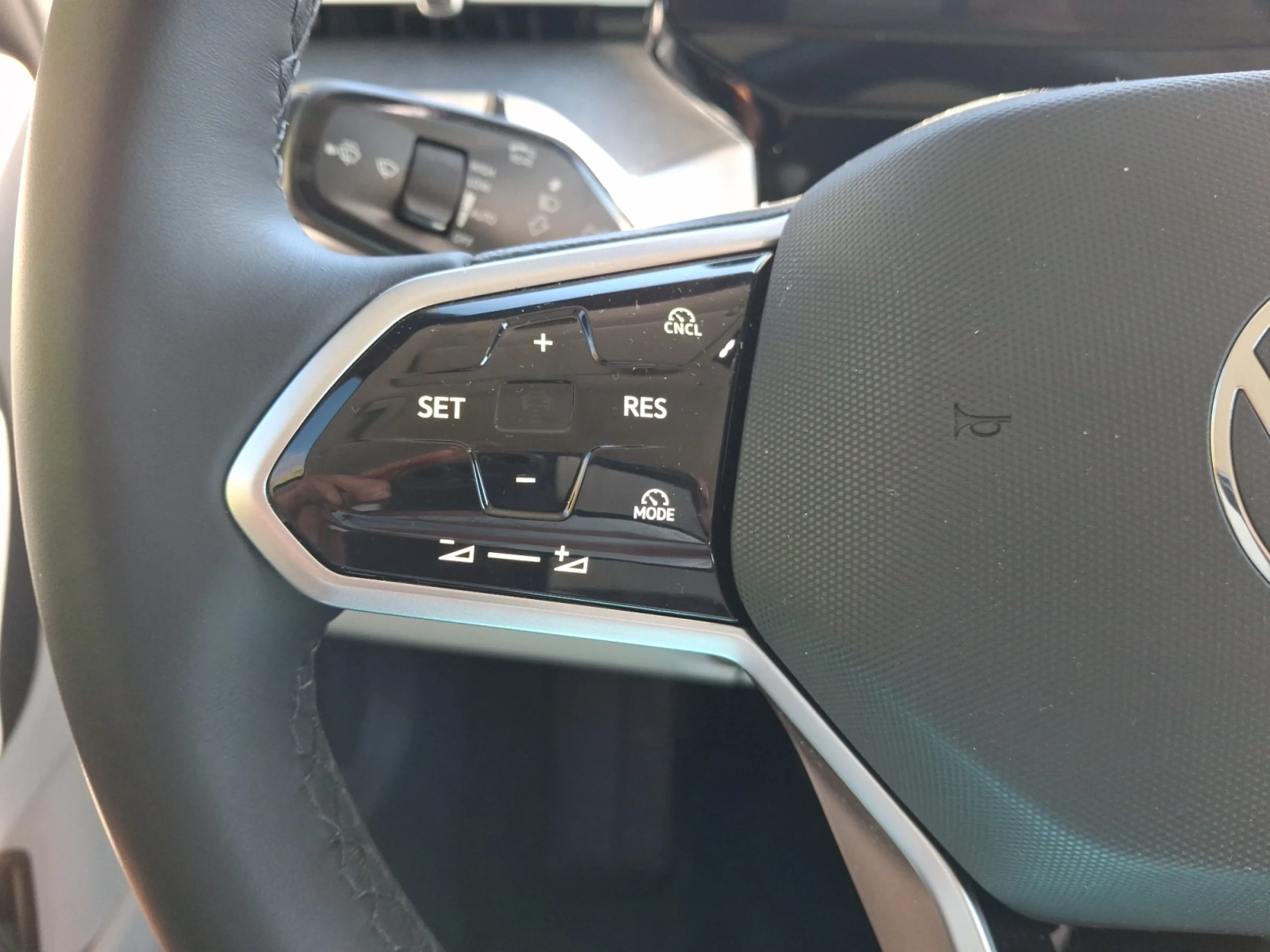 VW COMERCIALES ID. BUZZ ID. BUZZ  PRO 7 ASIENTOS  BATALLA LARGA  210 KW (286 CV) 86 KWH AUT 1 VEL. - Foto 10