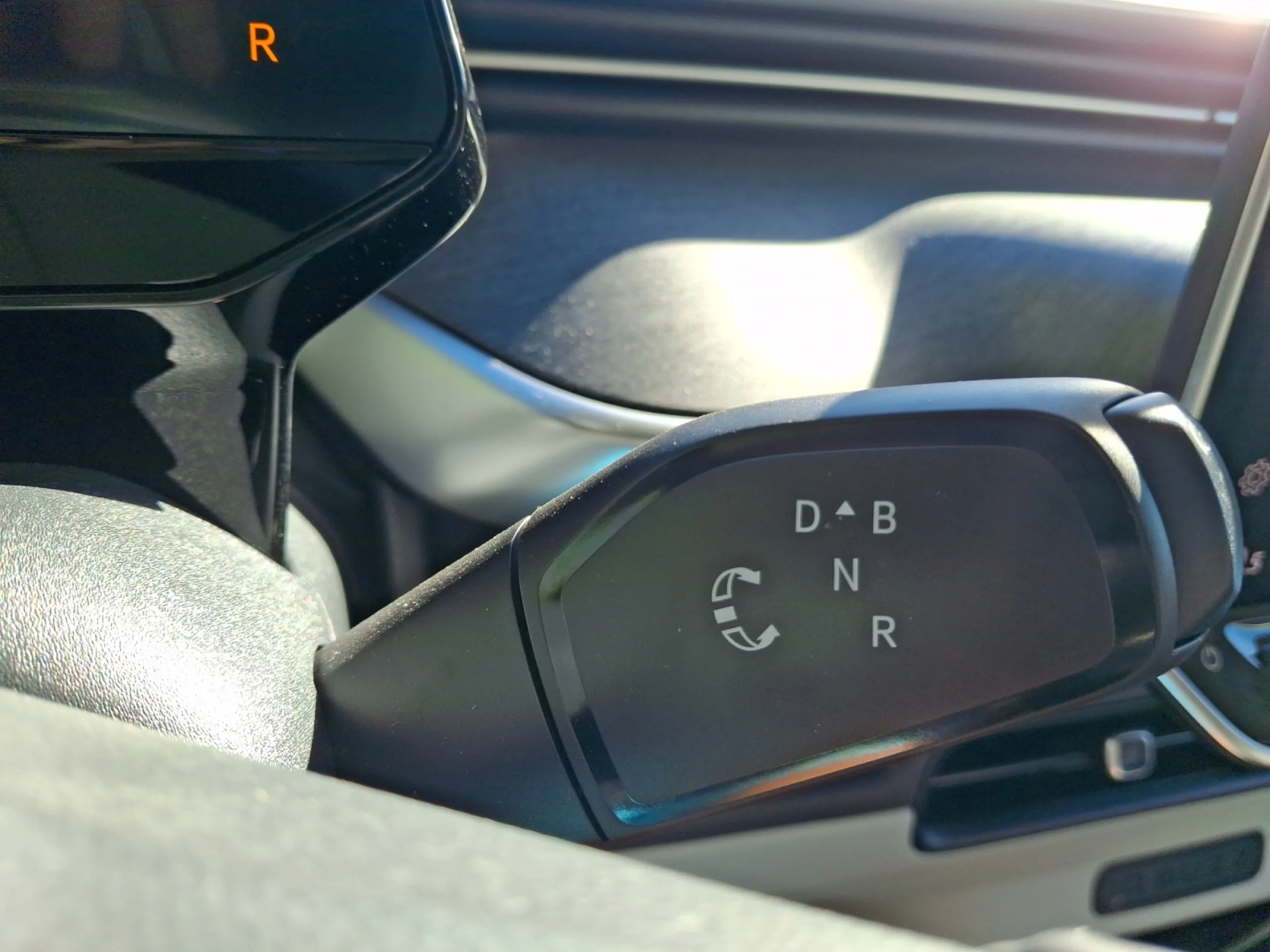 VW COMERCIALES ID. BUZZ ID. BUZZ  PRO 7 ASIENTOS  BATALLA LARGA  210 KW (286 CV) 86 KWH AUT 1 VEL. - Foto 14
