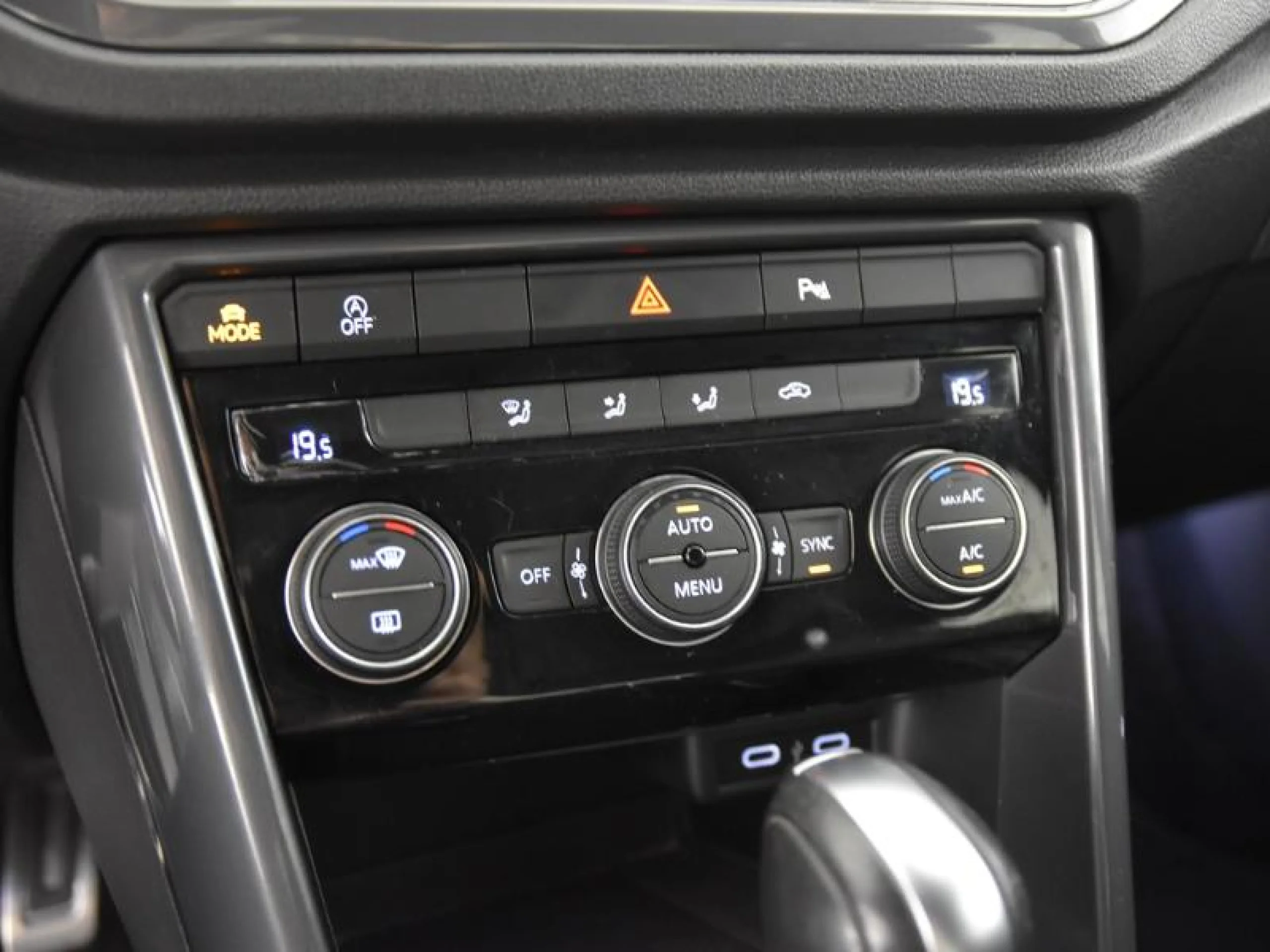 VOLKSWAGEN T ROC SPORT 1.5 TSI 110KW (150CV) DSG - Foto 12