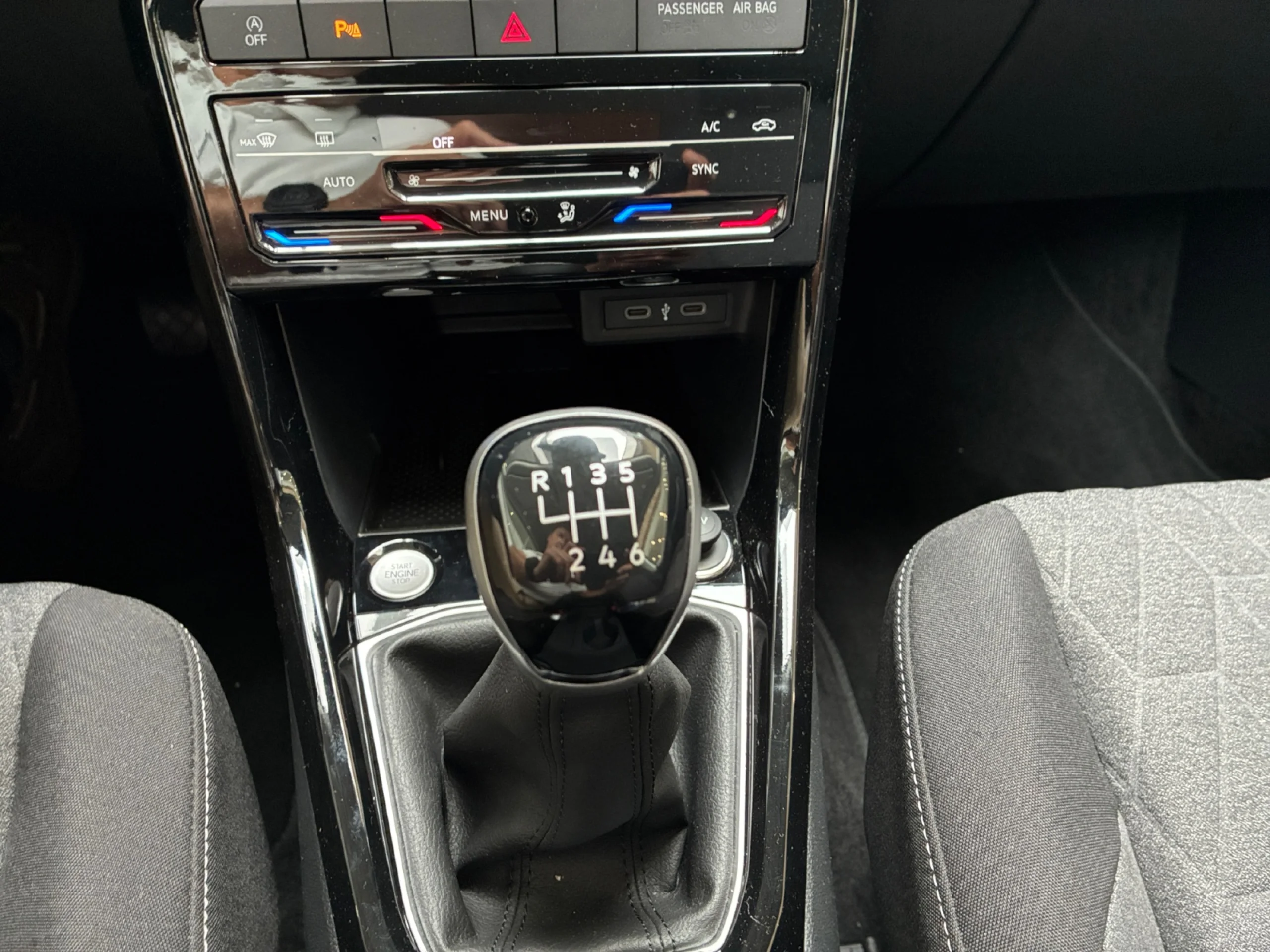 VOLKSWAGEN T CROSS ··MÁS·· 1.0 TSI 85KW (116CV) - Foto 17