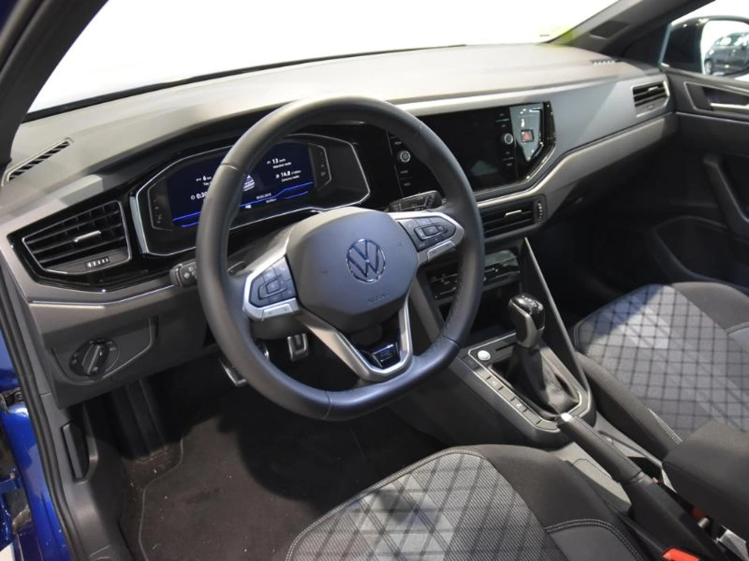 VOLKSWAGEN TAIGO R LINE 1.5 TSI 110KW (150CV) DSG - Foto 9