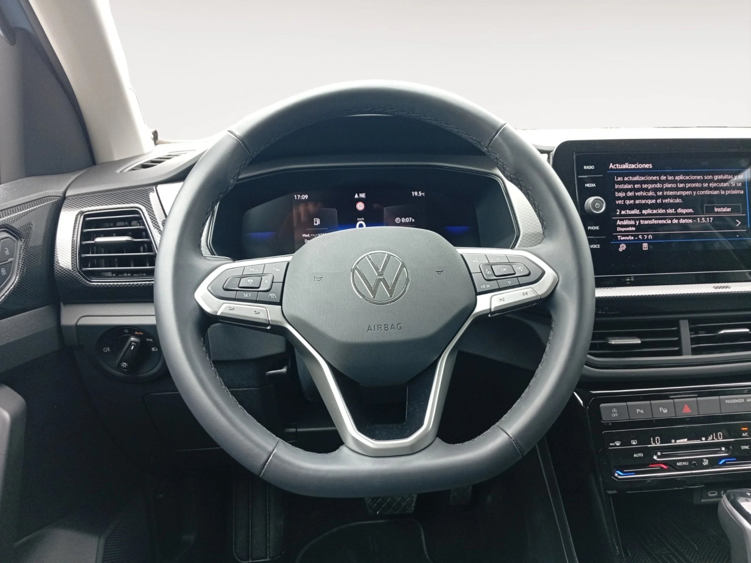 VOLKSWAGEN T CROSS LIFE 1.0 TSI 85KW (115CV) DSG - Foto 11