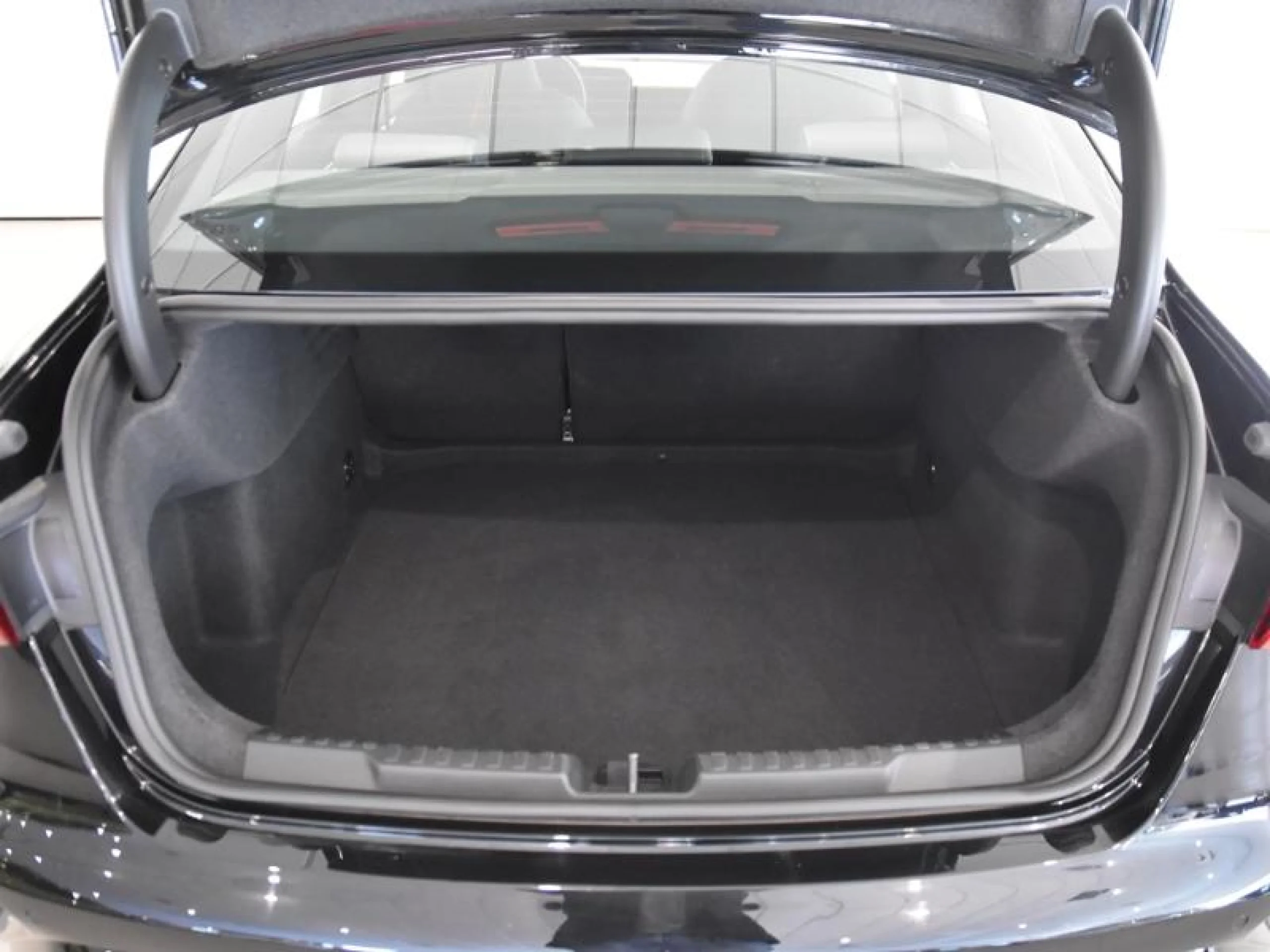 AUDI A3 SEDAN S LINE 35 TDI 110KW S TRONIC - Foto 7