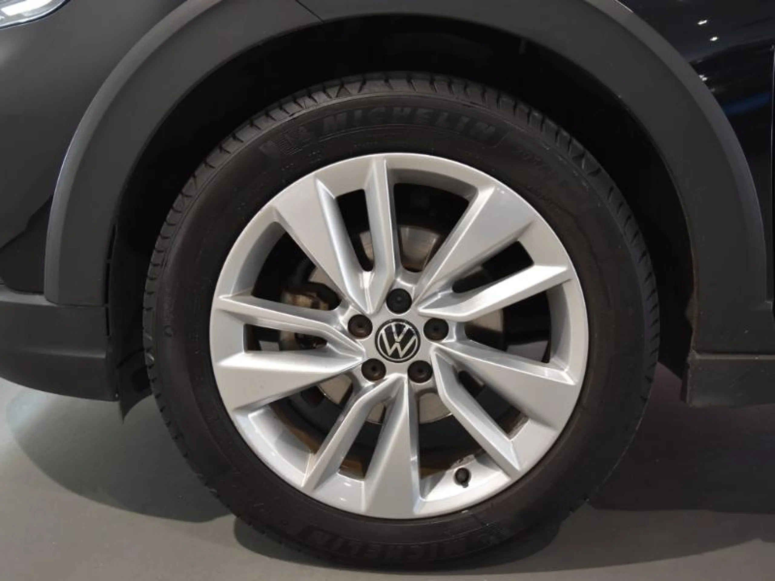 VOLKSWAGEN TAIGO LIFE 1.0 TSI 81KW (110CV) DSG - Foto 8