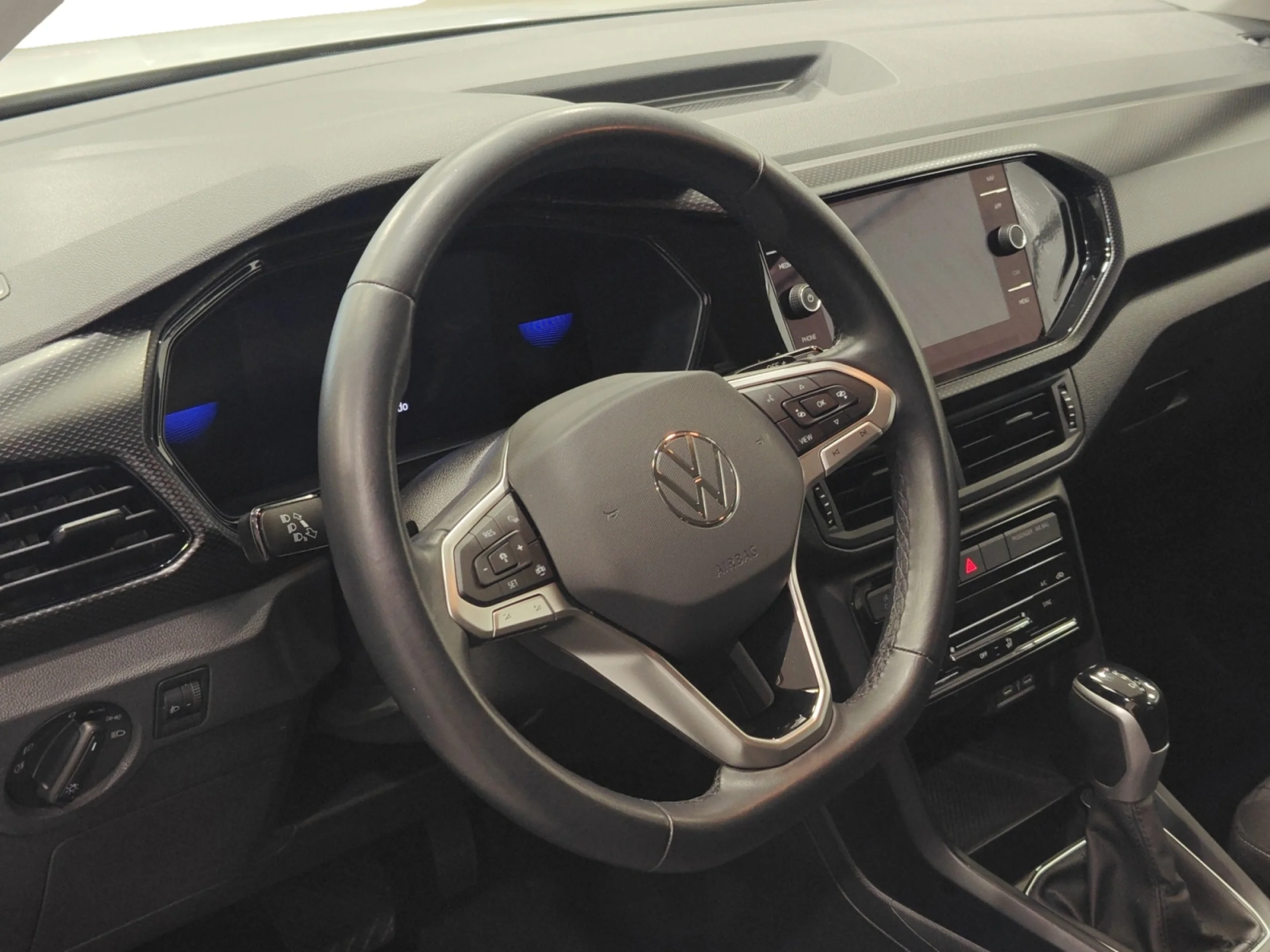 VOLKSWAGEN T CROSS ADVANCE 1.0 TSI 81KW (110CV) DSG - Foto 9