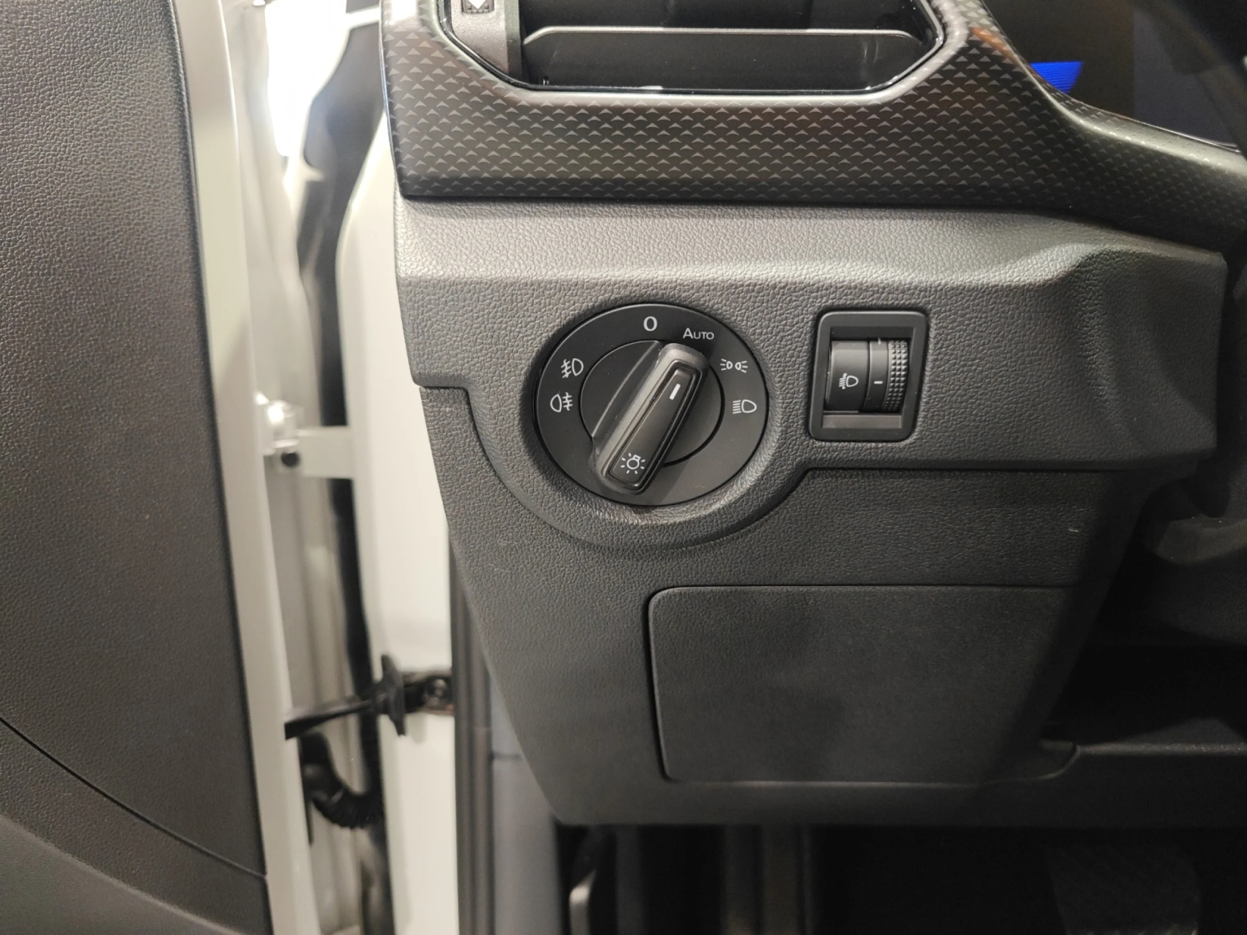 VOLKSWAGEN T CROSS ADVANCE 1.0 TSI 81KW (110CV) DSG - Foto 12