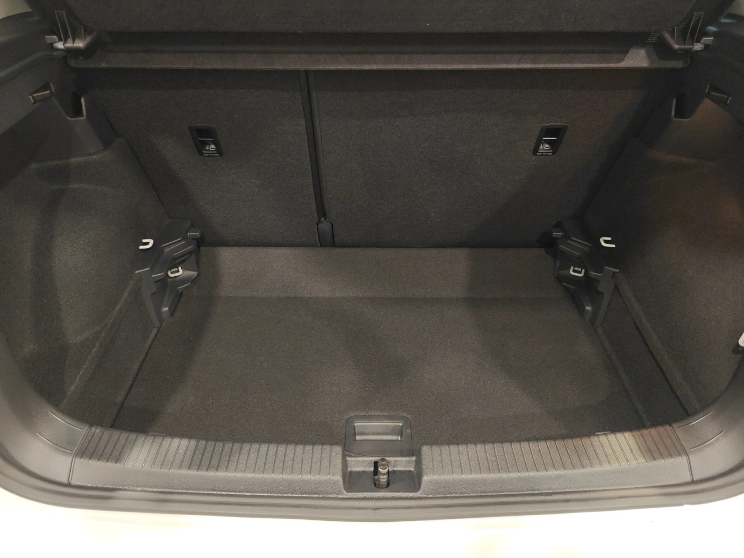 VOLKSWAGEN T CROSS ADVANCE 1.0 TSI 81KW (110CV) DSG - Foto 7