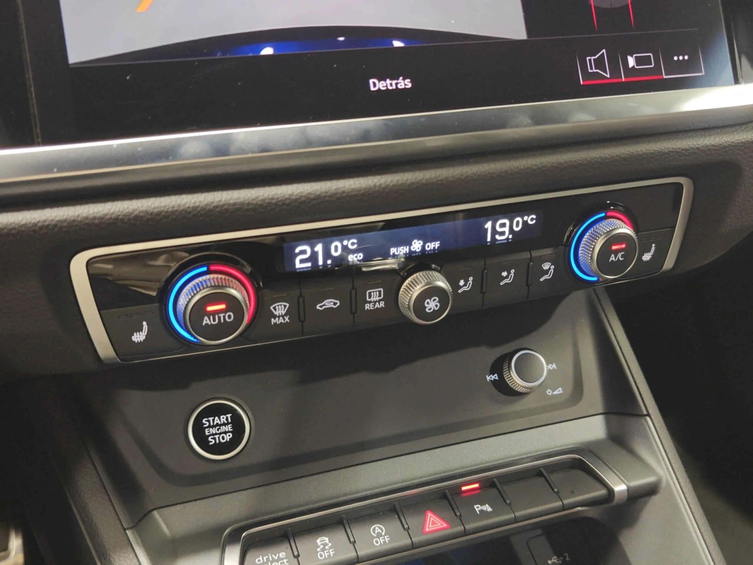 AUDI Q3 S LINE 35 TDI 110KW (150CV) S TRONIC - Foto 20