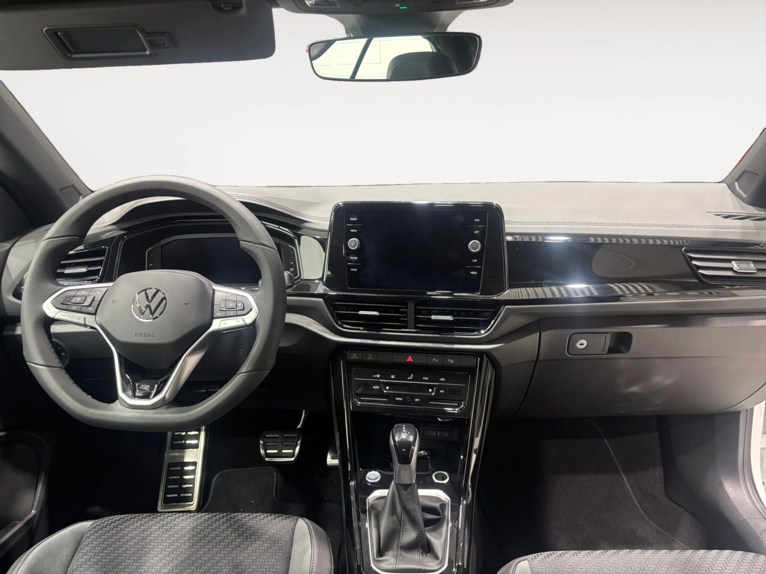 VOLKSWAGEN T ROC CABRIO R LINE 1.5 TSI 110KW (150CV) - Foto 4