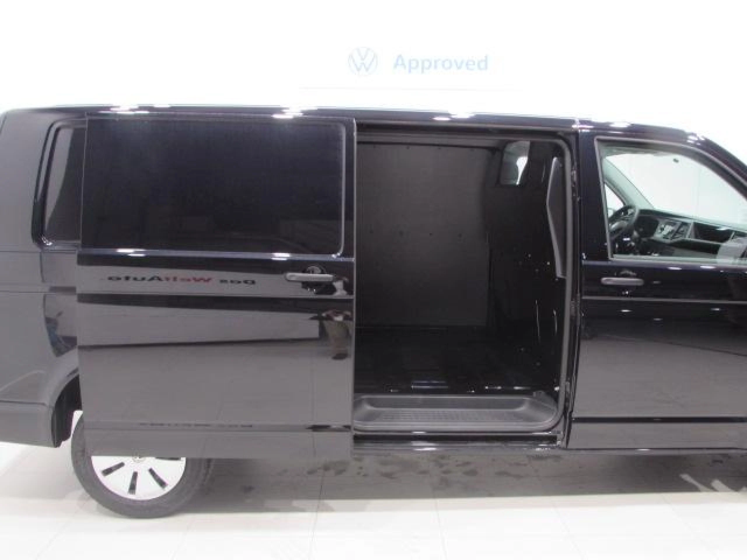 VW COMERCIALES Transporter TRANSPORTER 6.1  FURG N BATALLA LARGA 2.0 TDI 81 KW (110 CV) 5 VEL. 2.800 - Foto 9