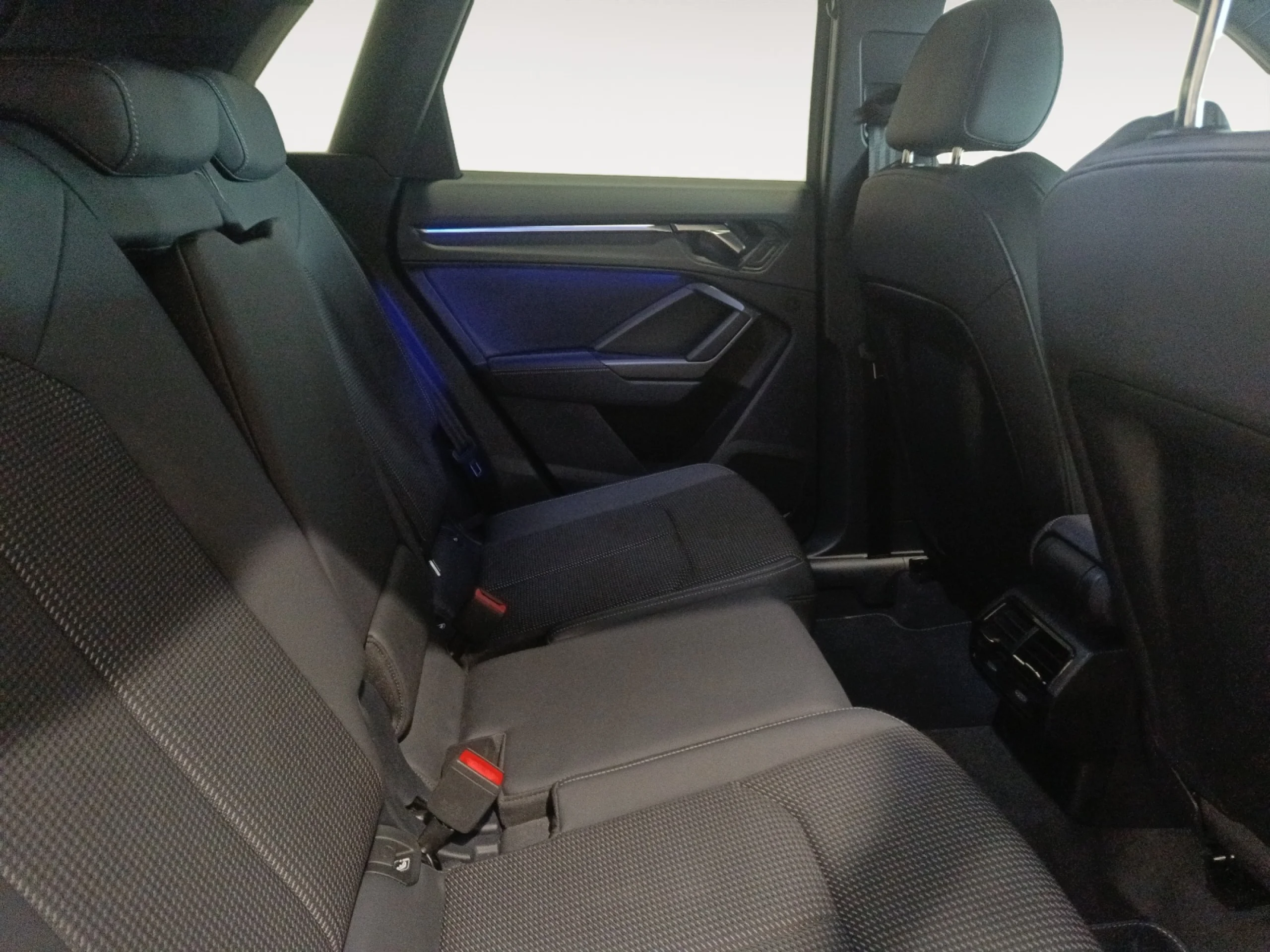 AUDI Q3 BLACK LINE 35 TFSI 110KW (150CV) S TRON - Foto 9