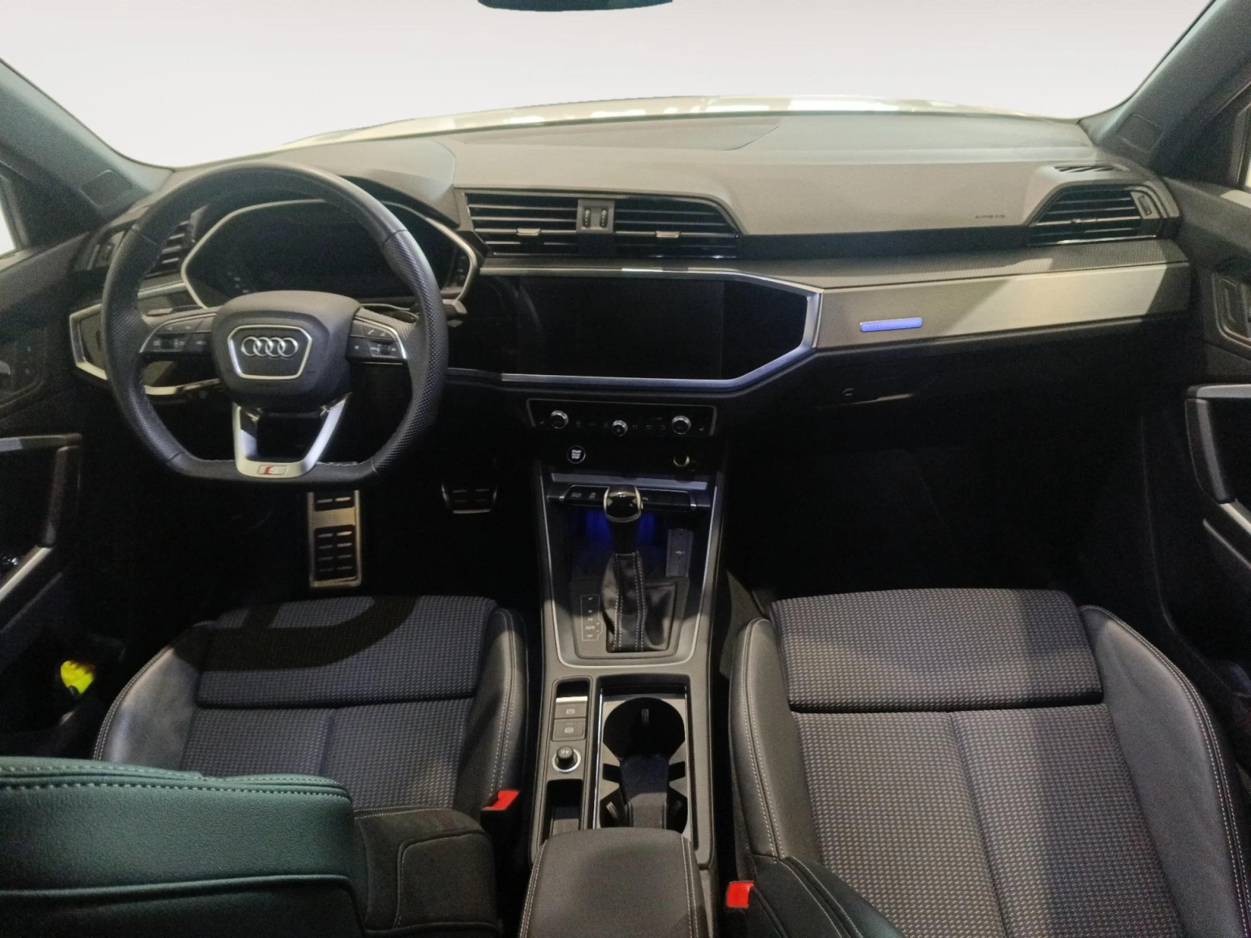 AUDI Q3 BLACK LINE 35 TFSI 110KW (150CV) S TRON - Foto 10