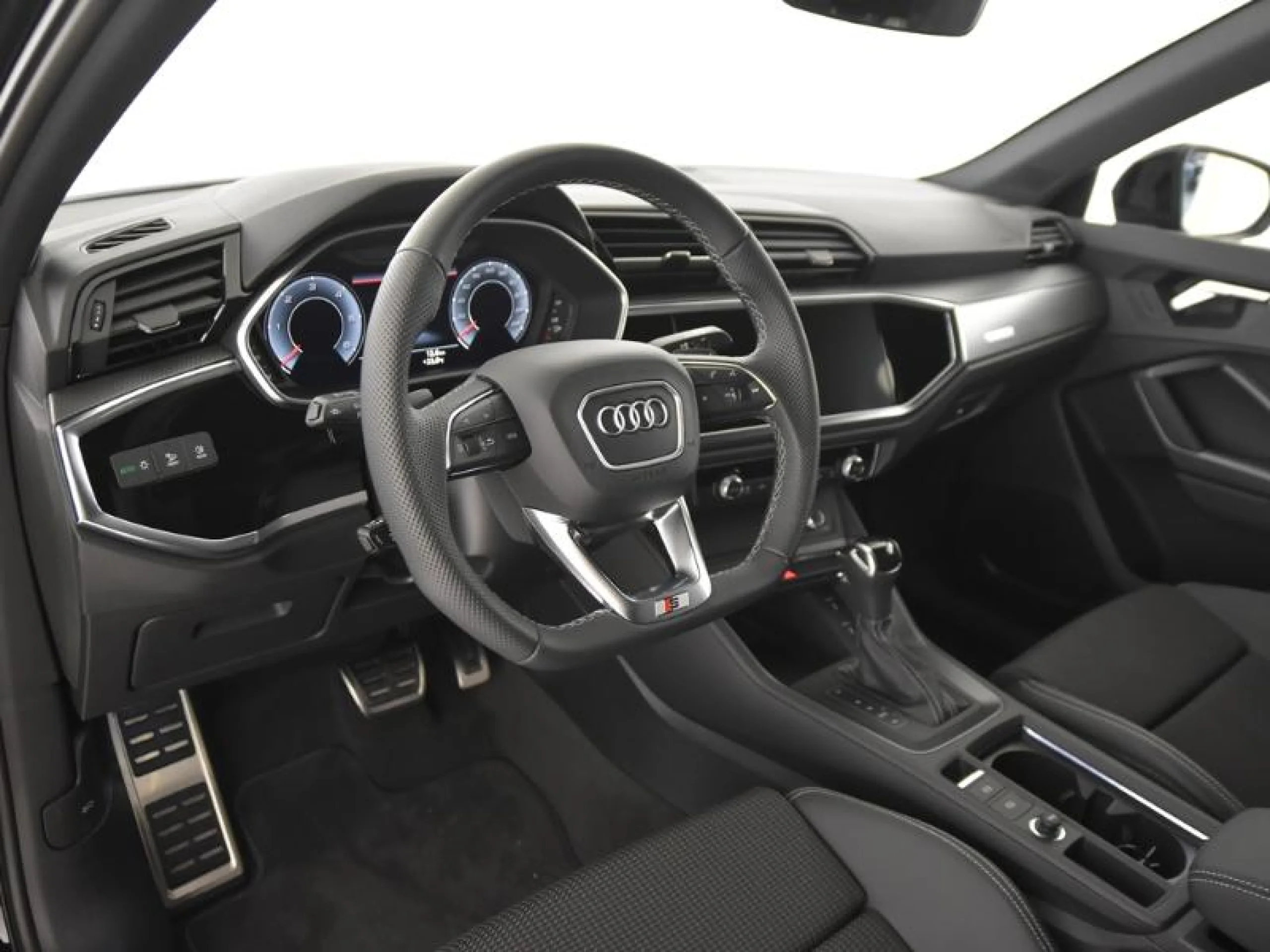 AUDI Q3 SPORTBACK BLACK LINE 35 TDI 110KW (150CV) S TRONIC - Foto 10