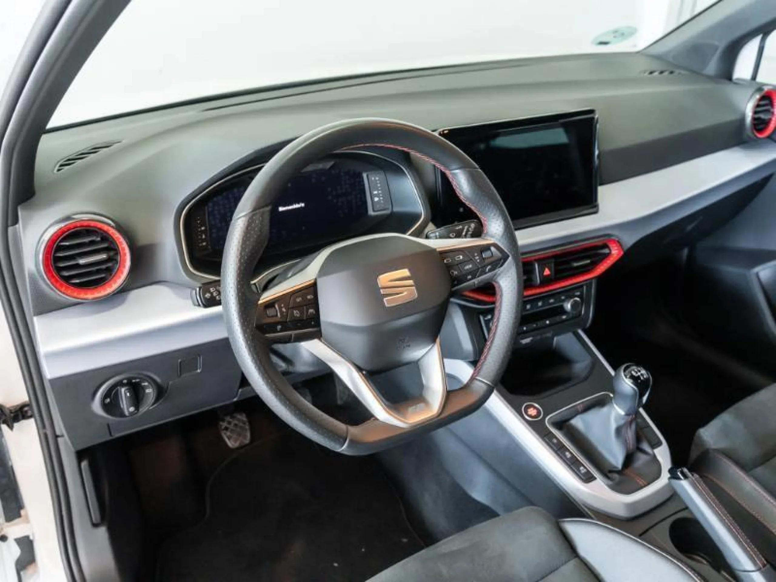 SEAT ARONA 1.0 TSI 85KW (115CV) FR XM - Foto 2