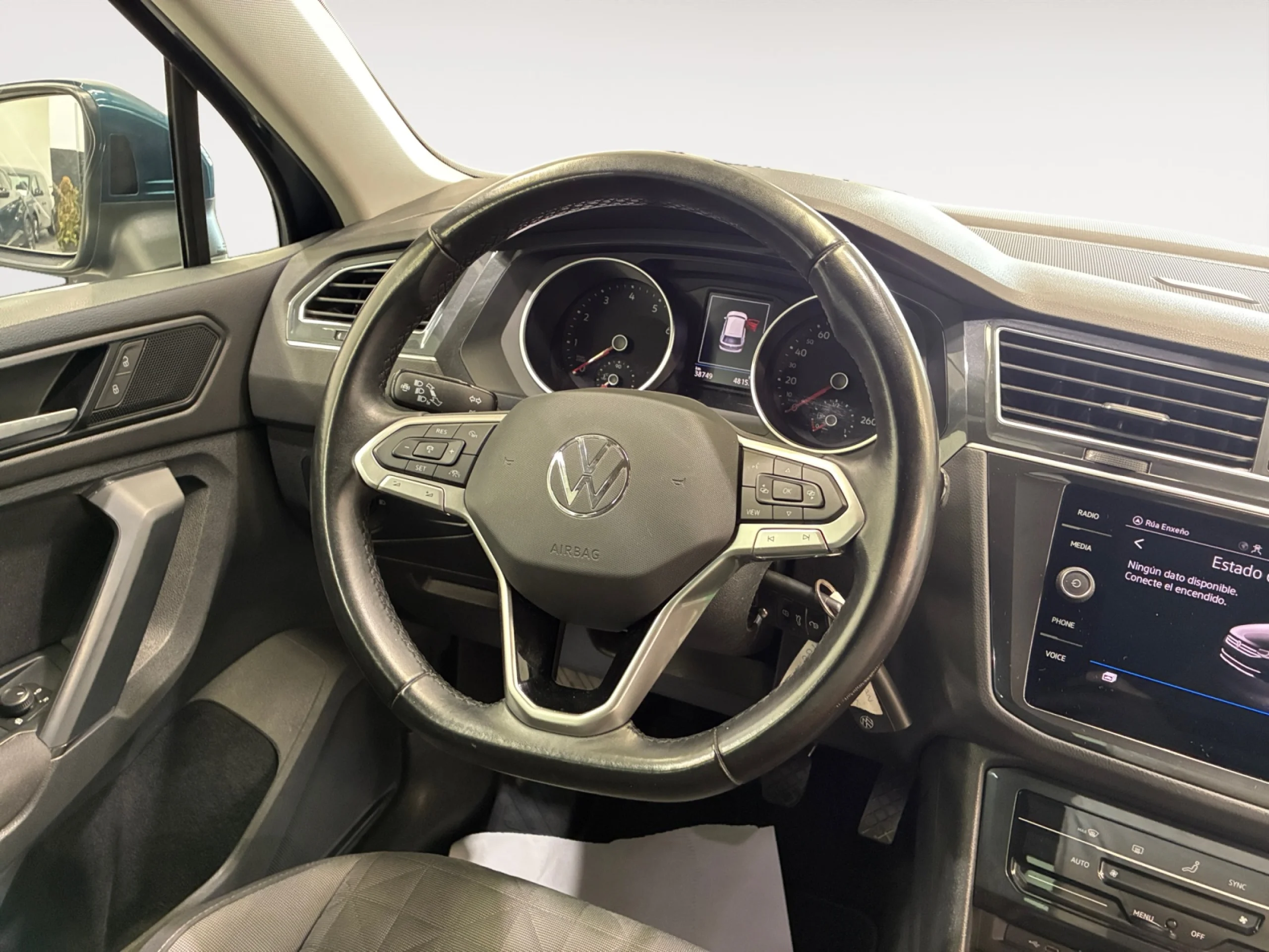 VOLKSWAGEN TIGUAN LIFE 1.5 TSI 110KW (150CV) - Foto 11