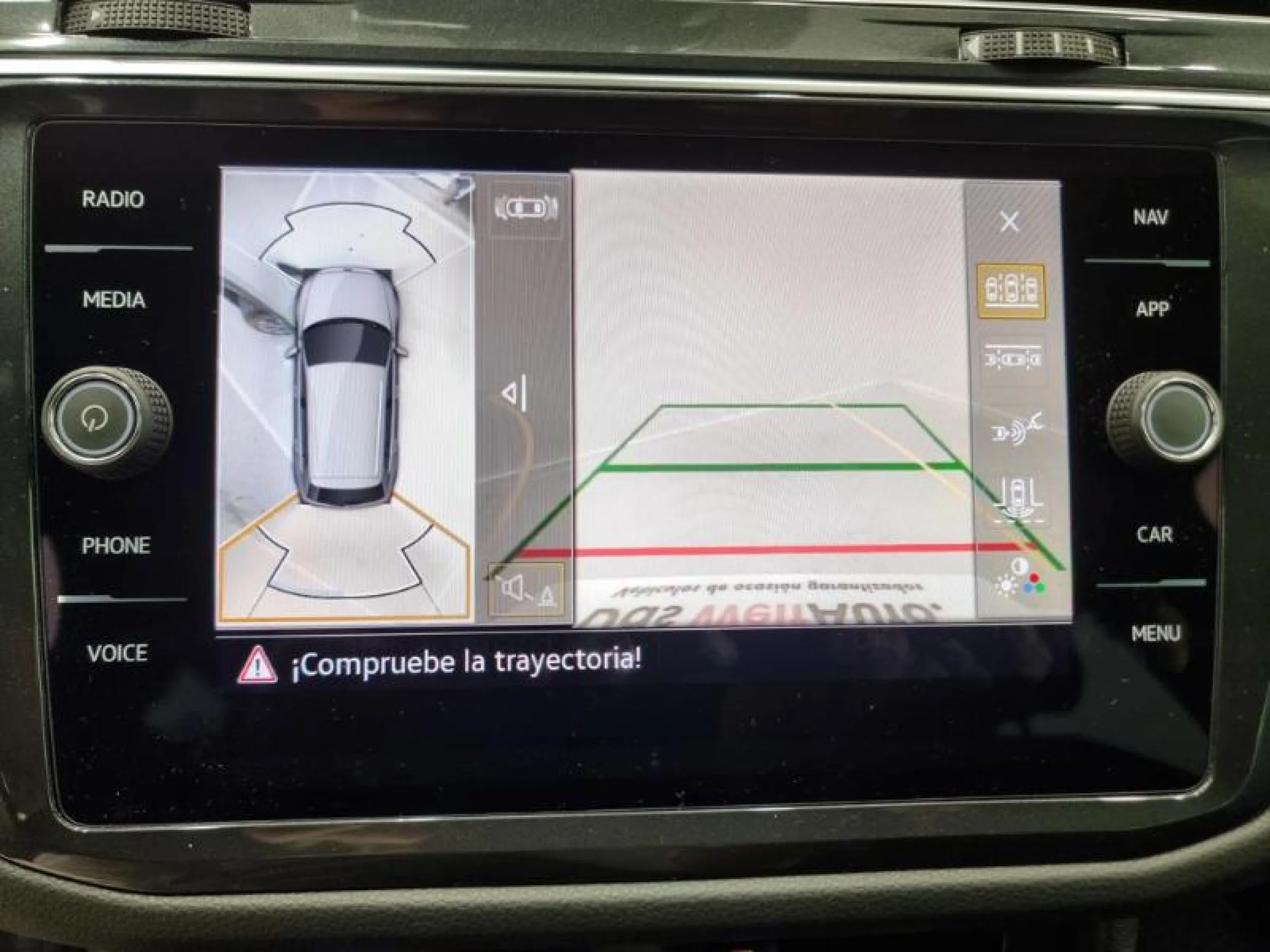 VOLKSWAGEN TIGUAN R LINE 2.0 TDI 110KW (150CV) DSG 4MOTION - Foto 9