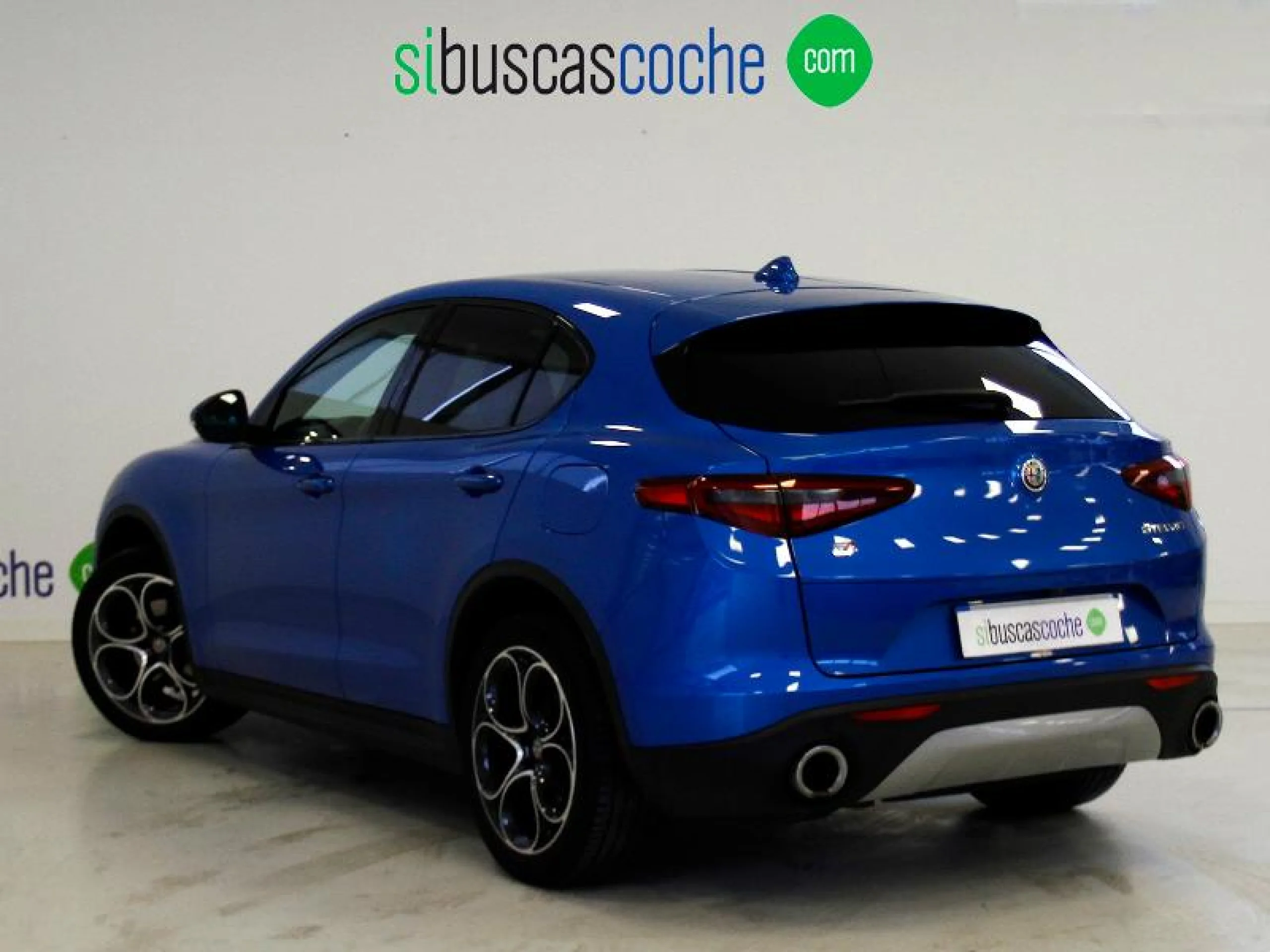ALFA ROMEO STELVIO 2.2 DIÉSEL 154KW (210CV) EXECUTIVE Q4 - Foto 2