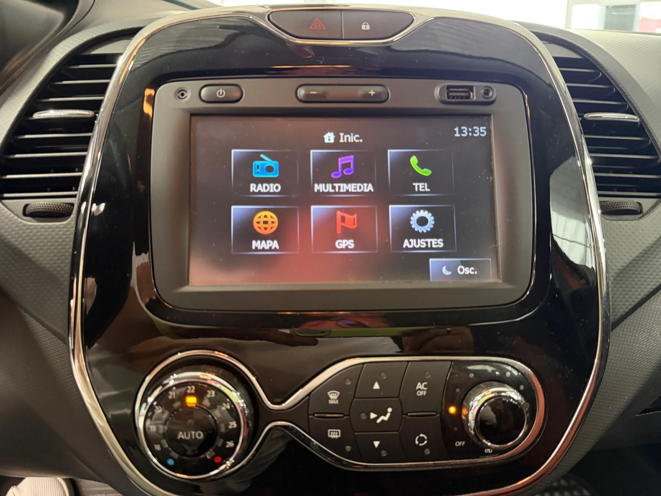 RENAULT CAPTUR ZEN TCE 120 - Foto 12